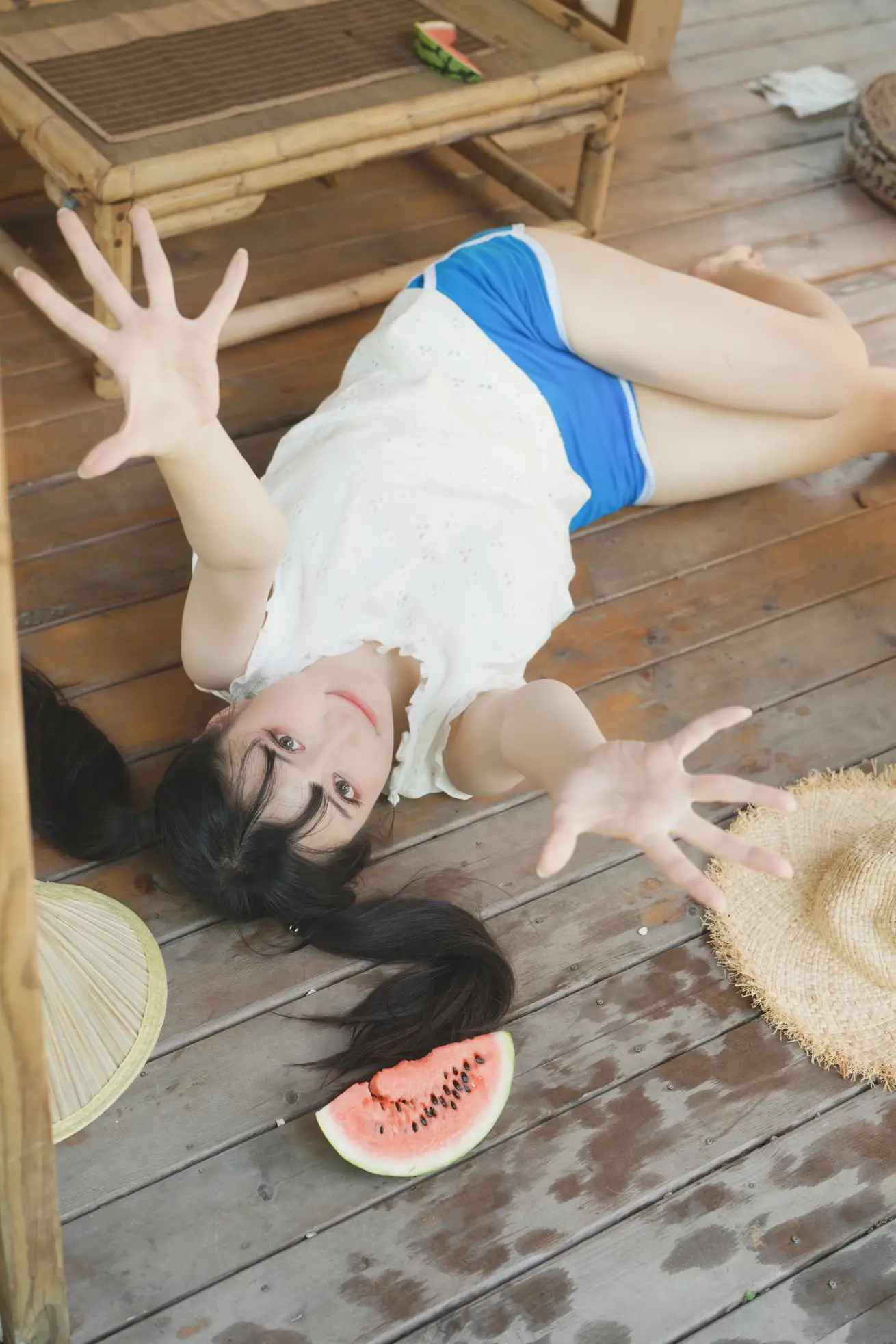 [YITUYU] 2022.09.05 Vol.1877 – Summer Girl and Watermelon Two plus six#[39P]-3