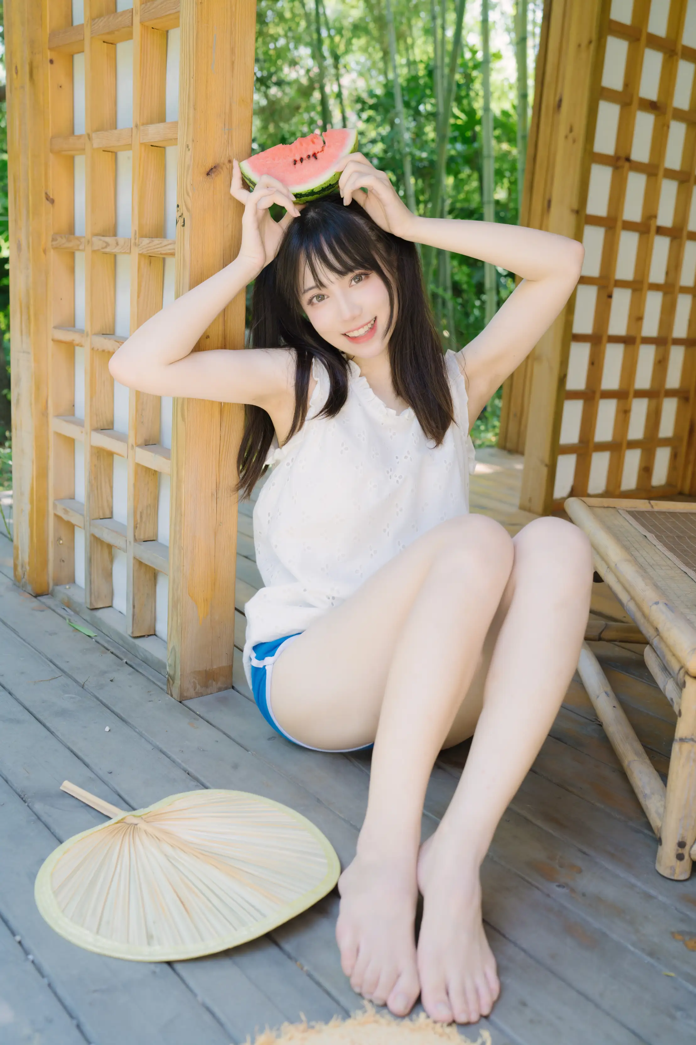 [YITUYU] 2022.09.05 Vol.1877 – Summer Girl and Watermelon Two plus six#[39P]-2