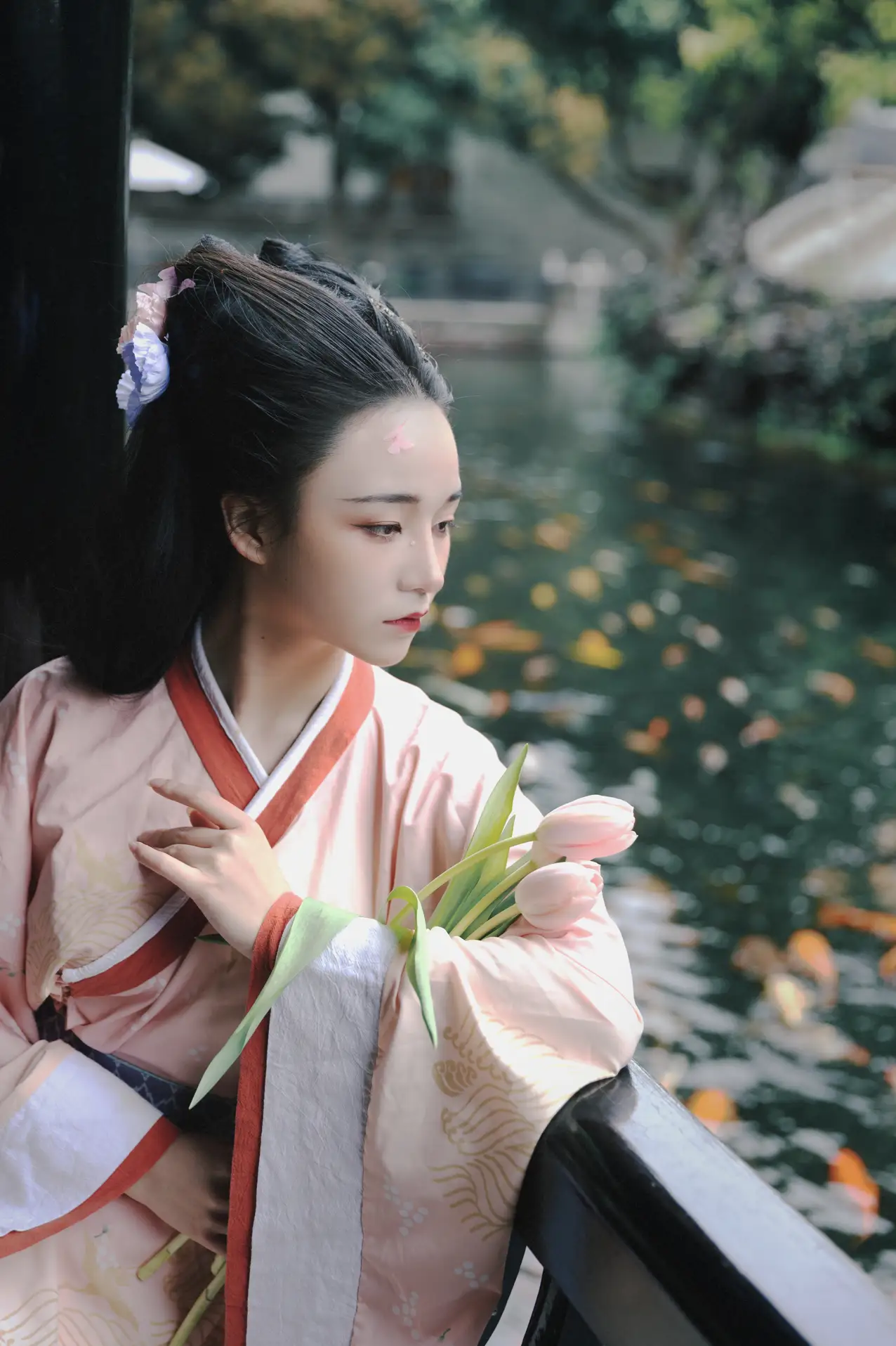 [YITUYU] 2022.05.26 Vol.0989 – Painted Skin Autumn water#[24P]-1