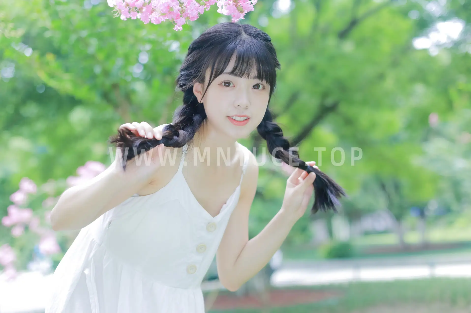 [YITUYU] 2022.08.15 Vol.1708 – Mountains and plains Cute bubbles#[28P]-8