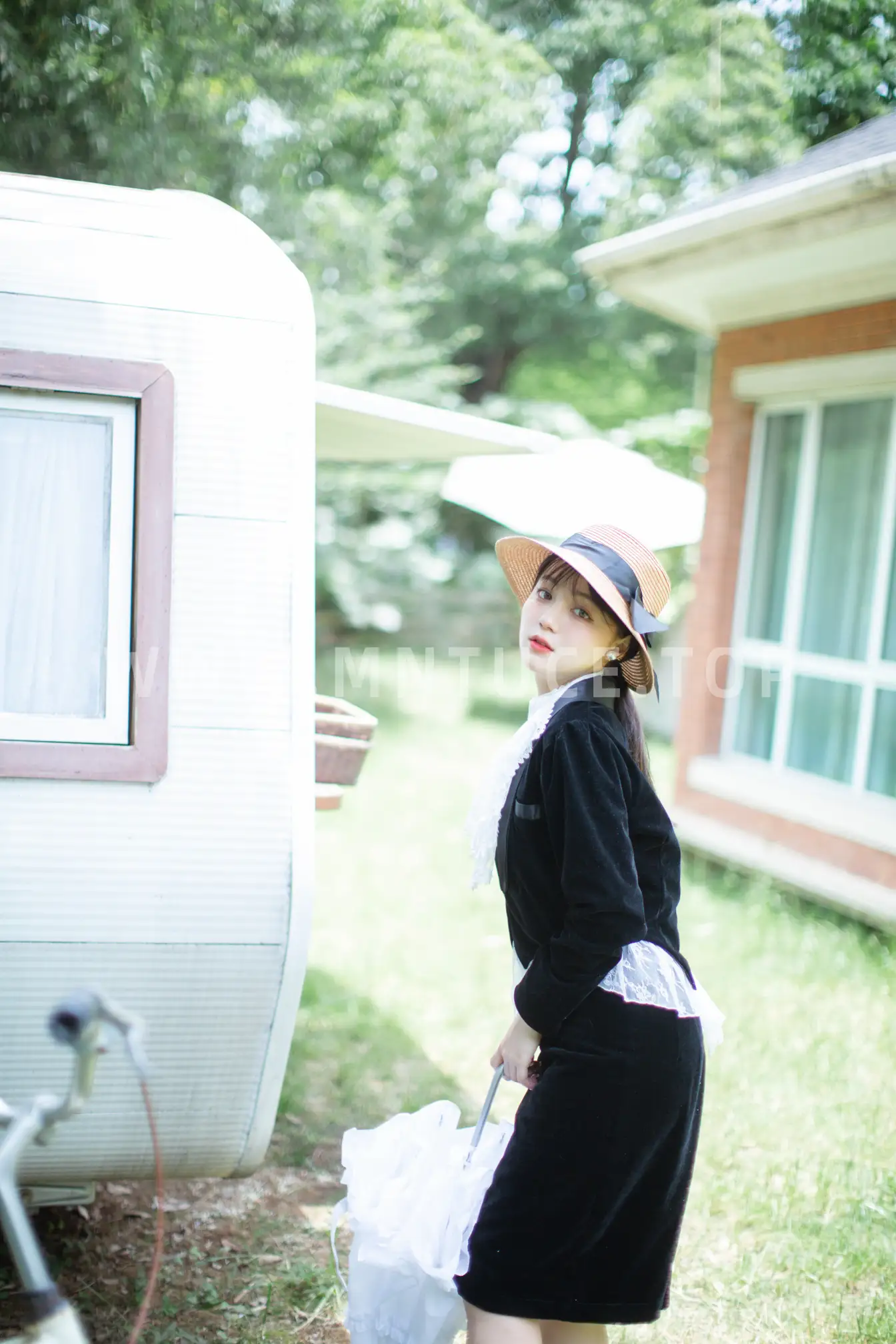 [YITUYU] 2022.07.15 Vol.1489 – Summer Garden Xia Yun is a little koala#[26P]-9