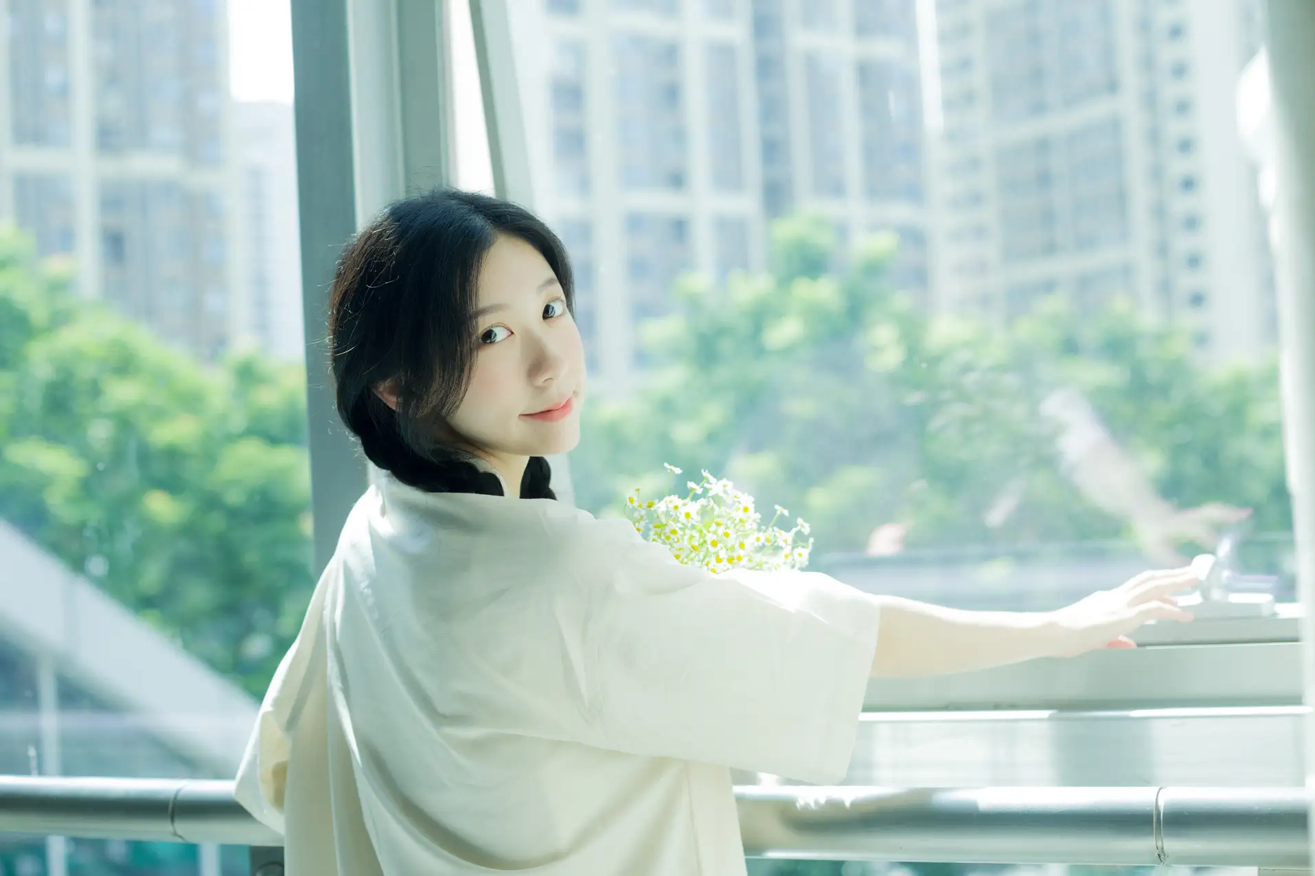 [YITUYU] 2022.08.22 Vol.1761 – Subway Adventures Cat Feeding Girl Cat Girl-#[39P]-2