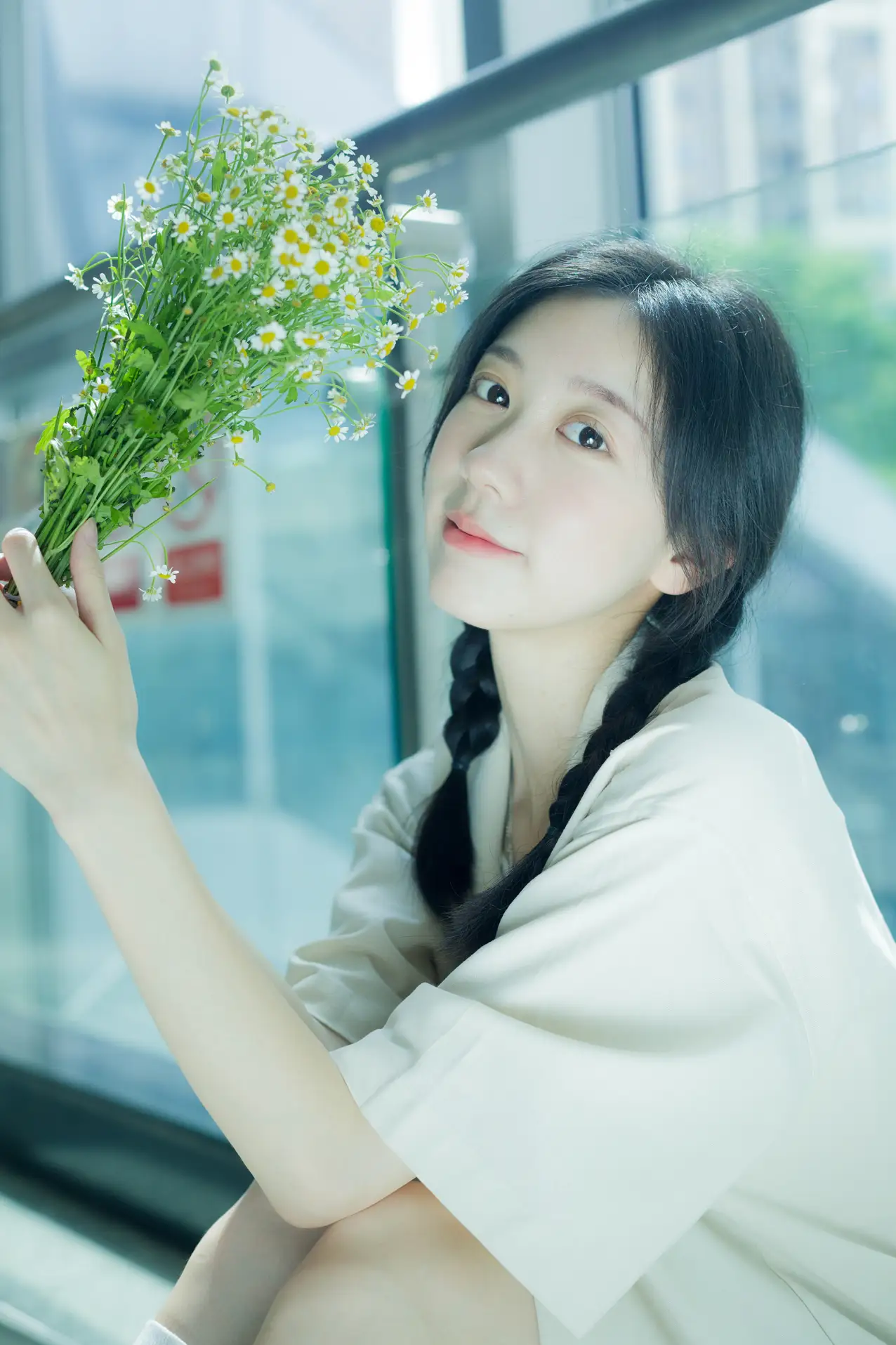 [YITUYU] 2022.08.22 Vol.1761 – Subway Adventures Cat Feeding Girl Cat Girl-#[39P]-4