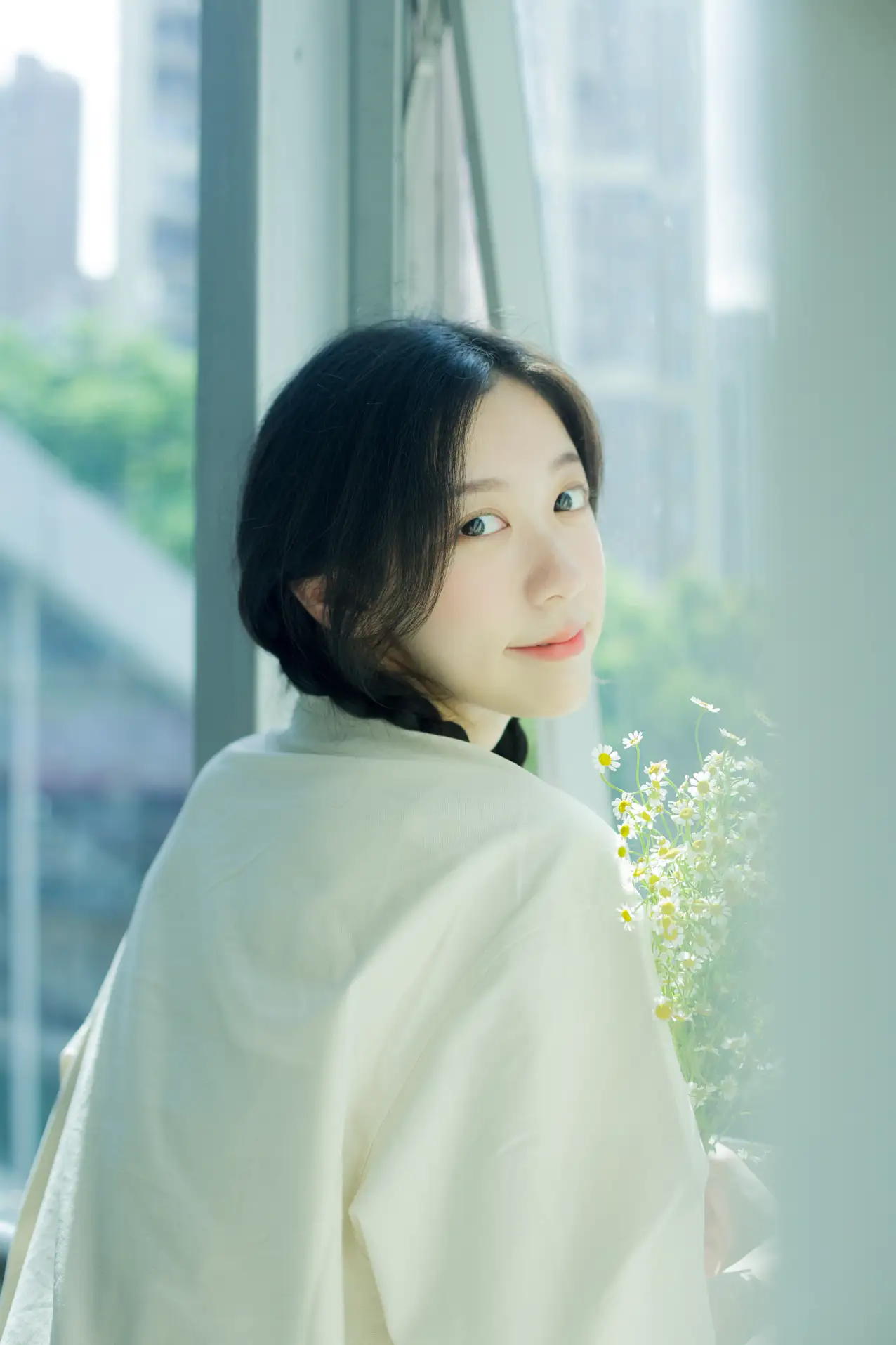 [YITUYU] 2022.08.22 Vol.1761 – Subway Adventures Cat Feeding Girl Cat Girl-#[39P]-7