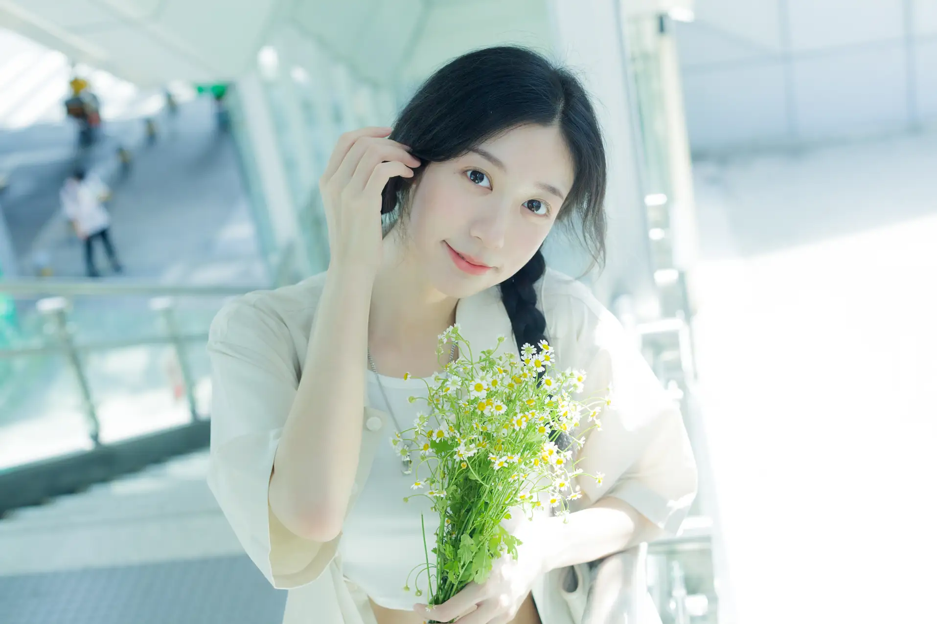 [YITUYU] 2022.08.22 Vol.1761 – Subway Adventures Cat Feeding Girl Cat Girl-#[39P]-9