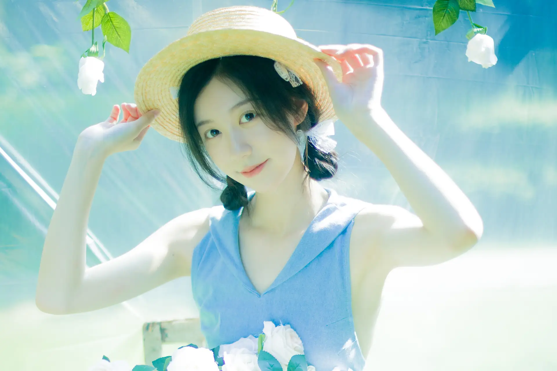 [YITUYU] 2022.07.31 Vol.1592 – Summer Carol Cat Feeding Girl Cat Girl-#[32P]-2
