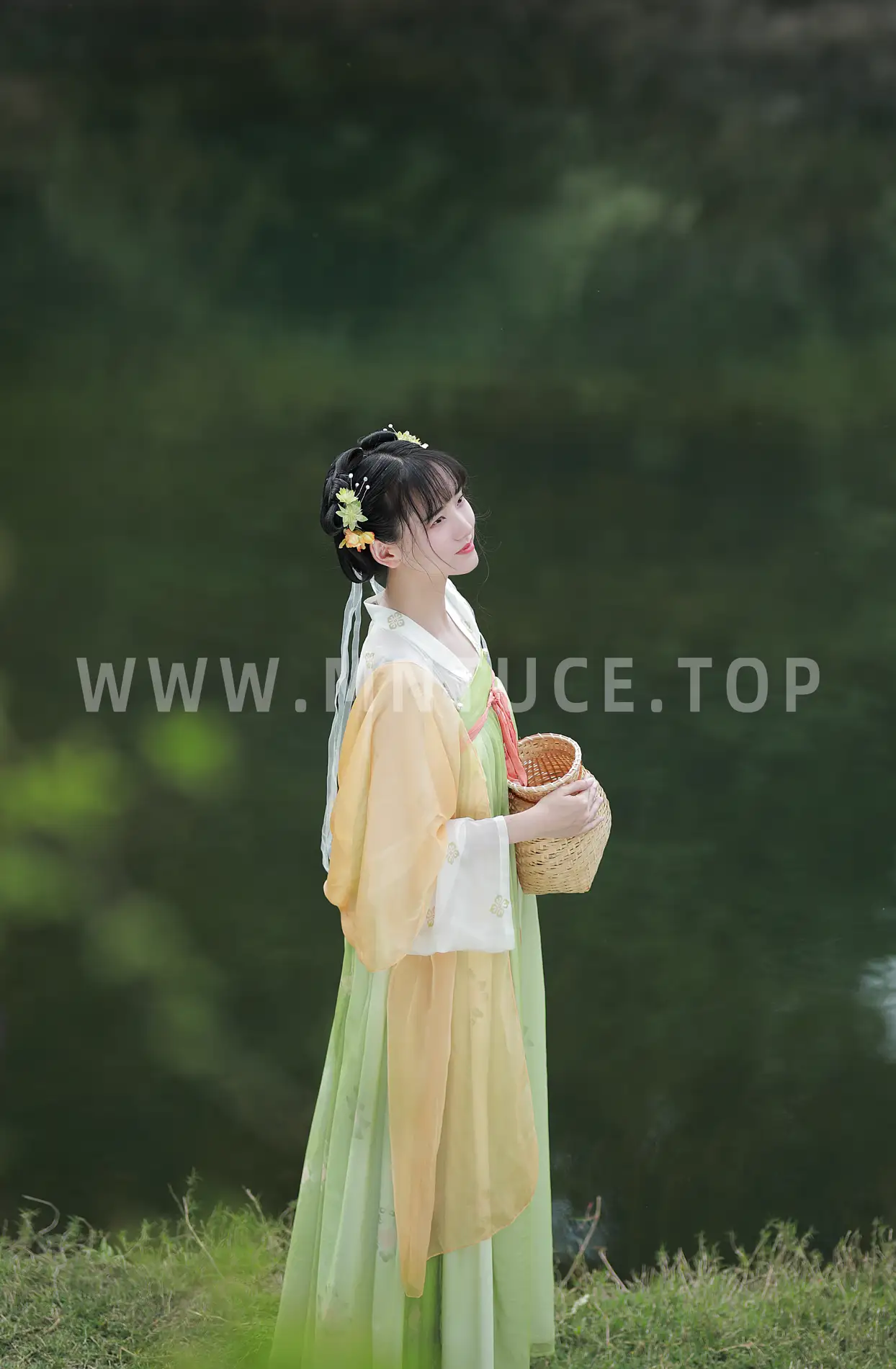 [YITUYU] 2022.06.19 Vol.1228 – A girl in my family has just grown up Tiantianlan#[34P]-9
