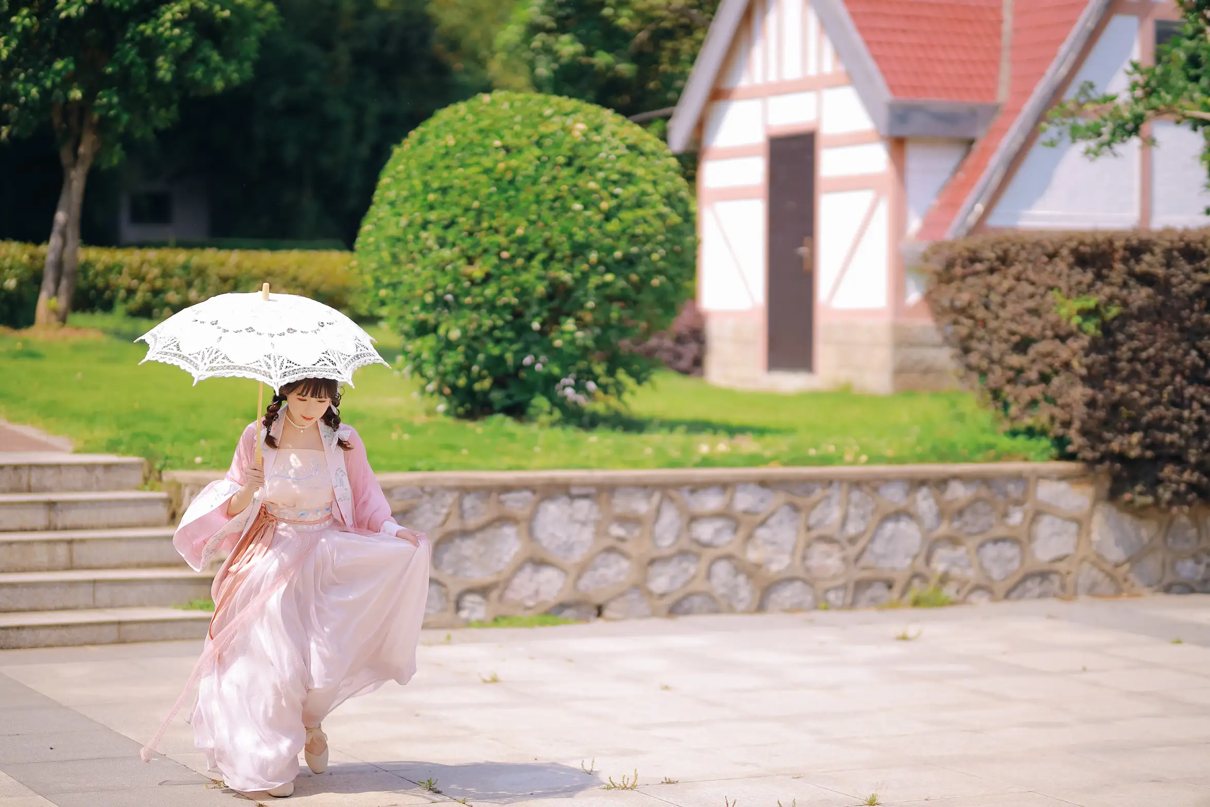[YITUYU] 2022.08.20 Vol.1749 – Kiss the fragrance of flowers Suky likes soft and fluffy dumplings#[26P]-4
