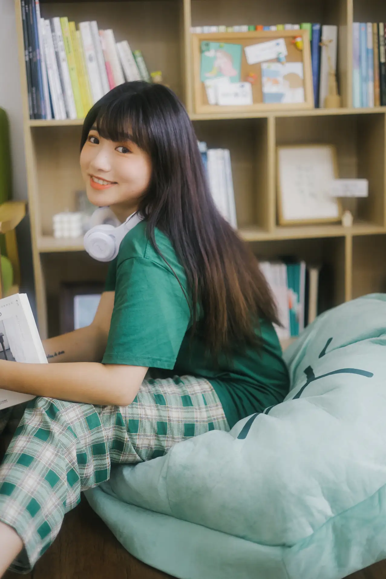 [YITUYU] 2022.09.13 Vol.1940 – Small Town Summer Fatty Blue-#[34P]-1