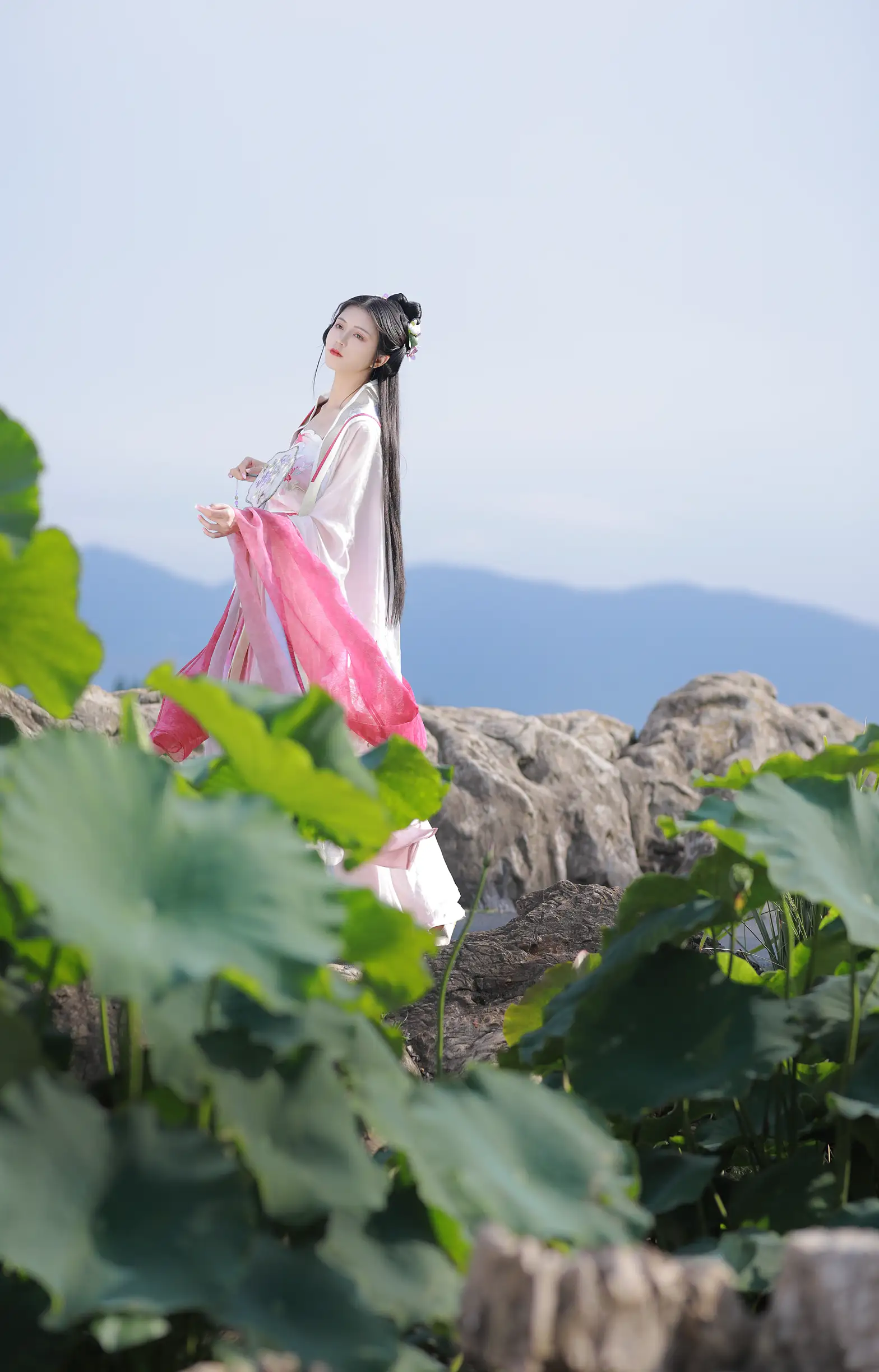 [YITUYU] 2022.08.06 Vol.1639 – There are Fusu in the mountains and lotus flowers in the sky My age#[39P]-2