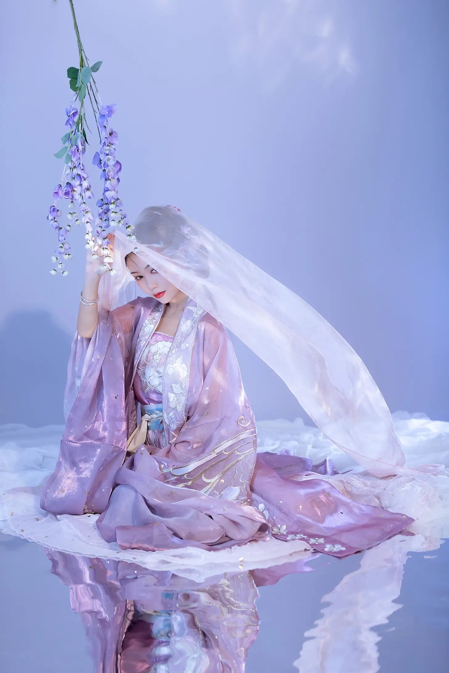 [YITUYU] 2022.08.12 Vol.1684 – Through the Looking Glass Li Yiyi#[24P]-1