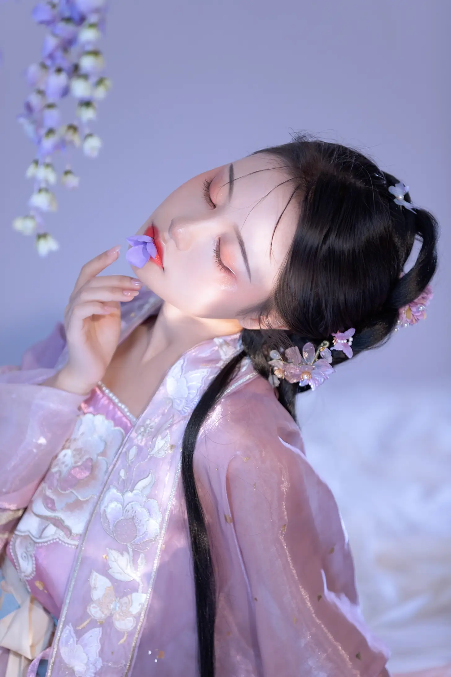 [YITUYU] 2022.08.12 Vol.1684 – Through the Looking Glass Li Yiyi#[24P]-1