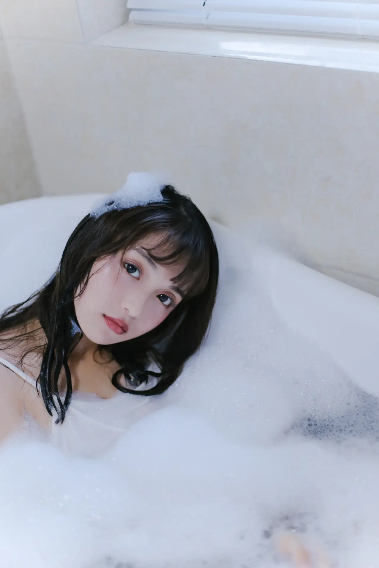 [YITUYU] 2022.08.25 Vol.1788 – Milk Bubble Bath a fish tail#[27P]-2