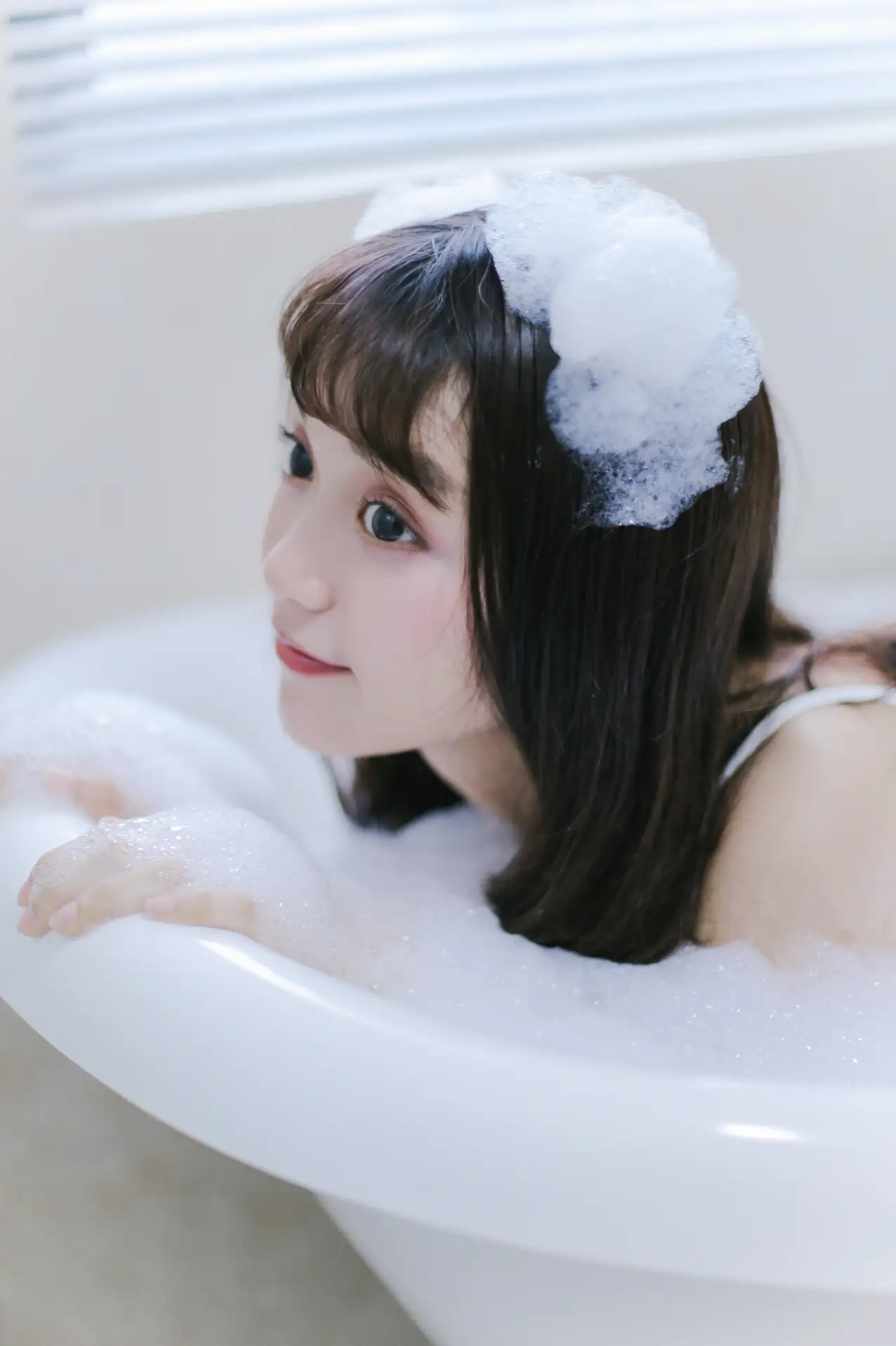 [YITUYU] 2022.08.25 Vol.1788 – Milk Bubble Bath a fish tail#[27P]-6