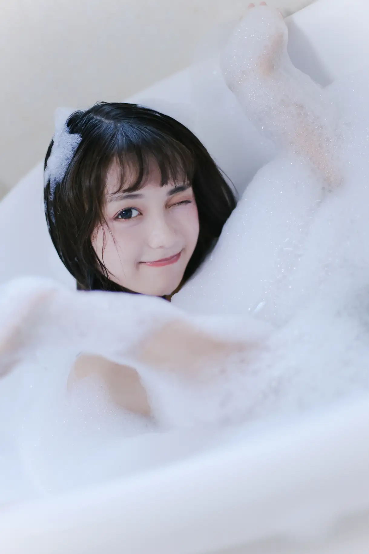 [YITUYU] 2022.08.25 Vol.1788 – Milk Bubble Bath a fish tail#[27P]-10