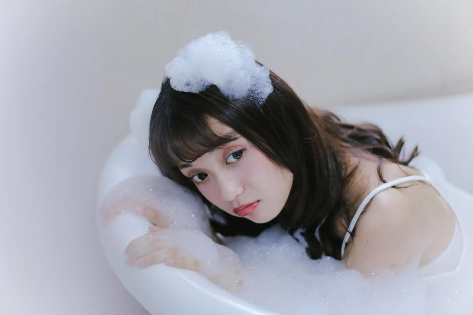 [YITUYU] 2022.08.25 Vol.1788 – Milk Bubble Bath a fish tail#[27P]-3
