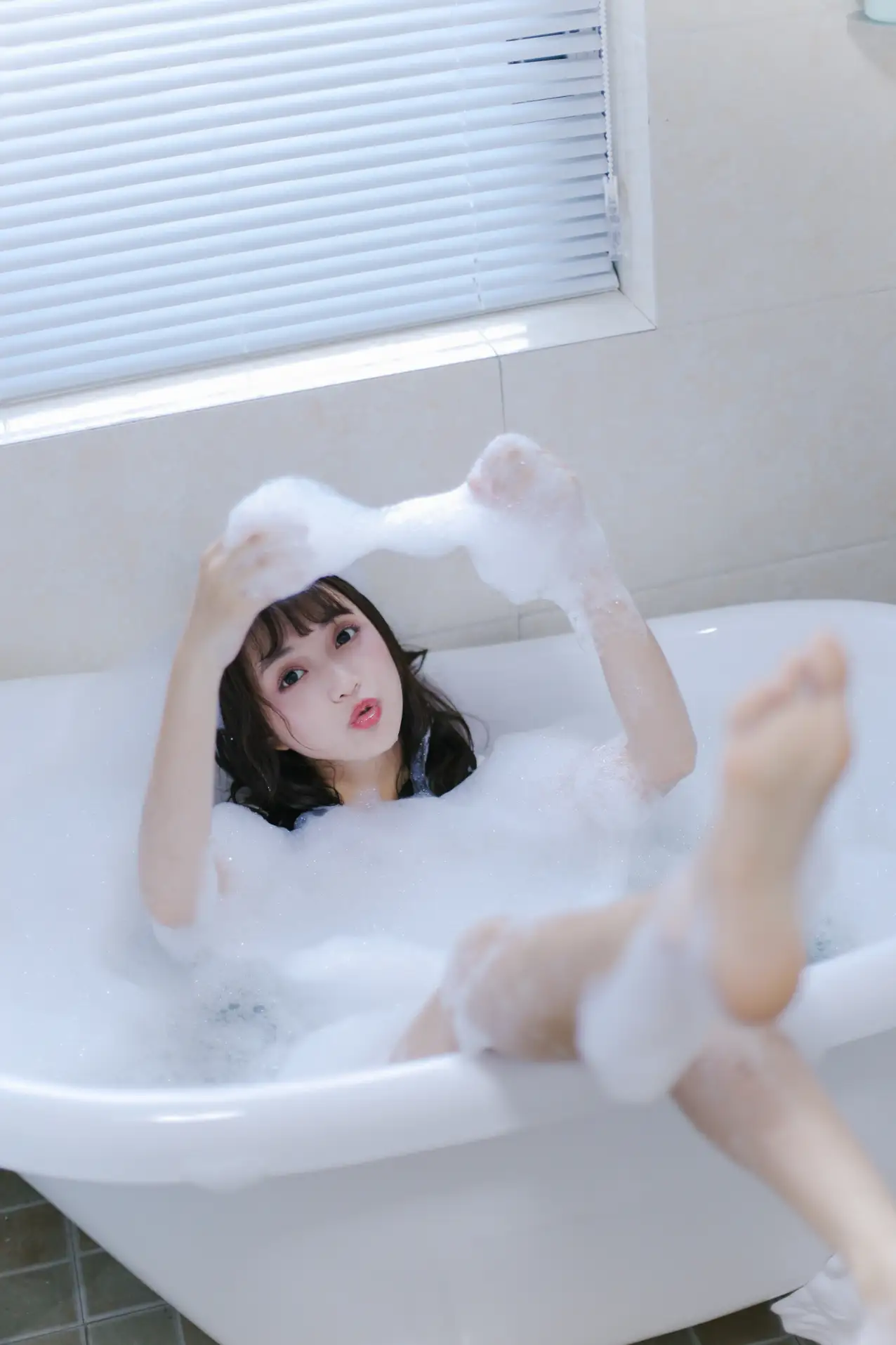 [YITUYU] 2022.08.25 Vol.1788 – Milk Bubble Bath a fish tail#[27P]-7