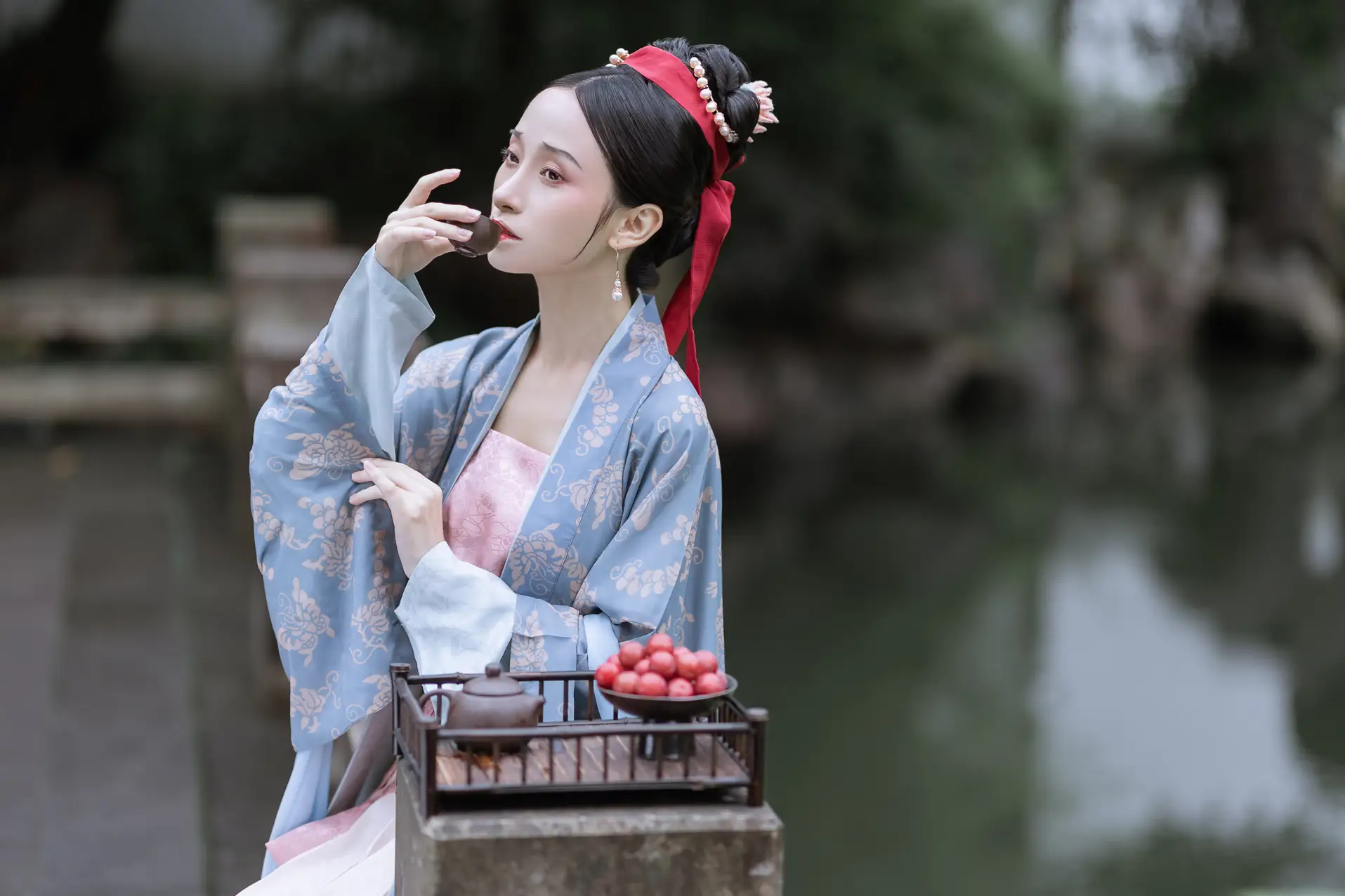 [YITUYU] 2022.08.30 Vol.1829 – Slow sound little demon with eyes#[34P]-1