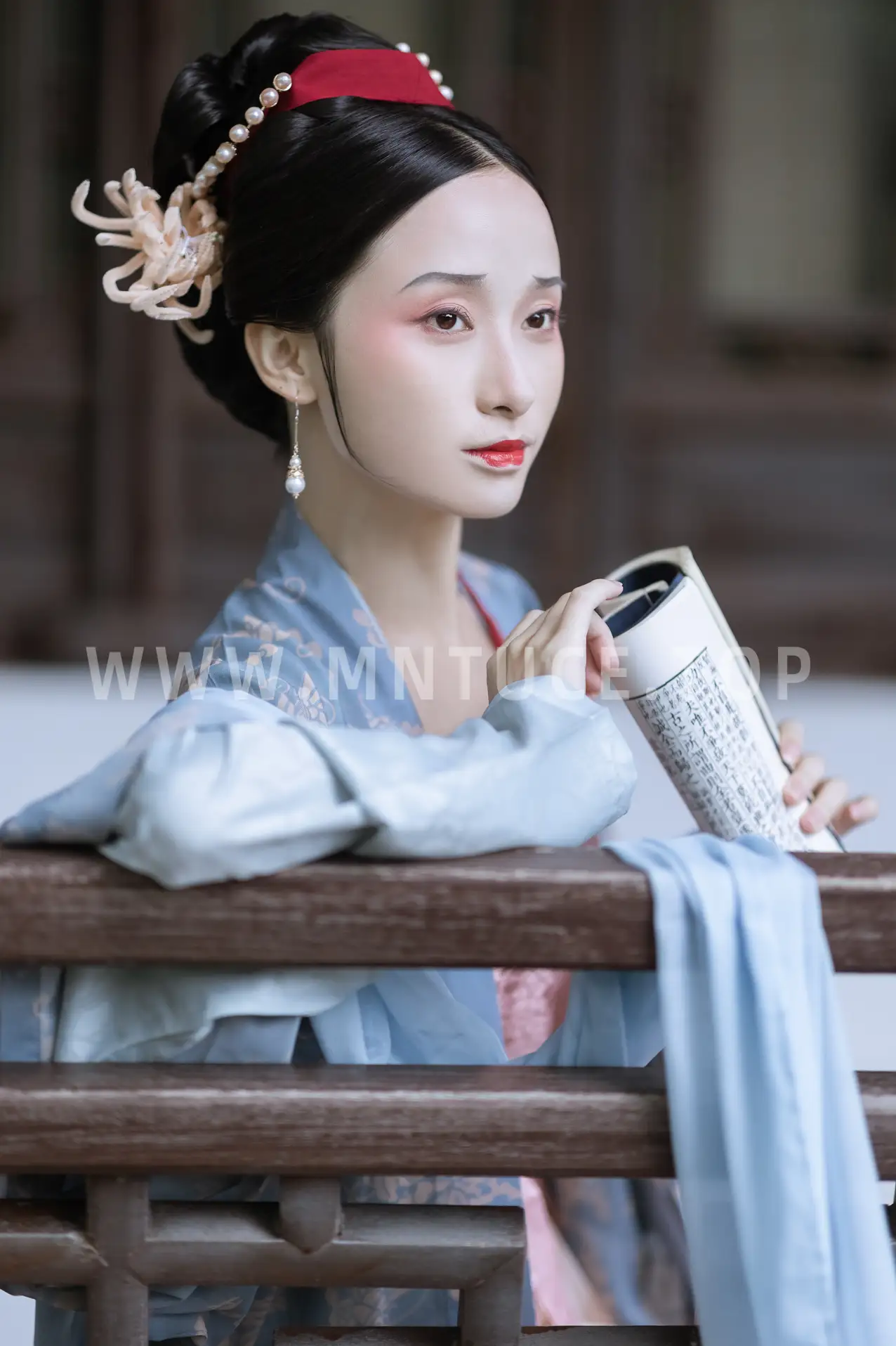 [YITUYU] 2022.08.30 Vol.1829 – Slow sound little demon with eyes#[34P]-8