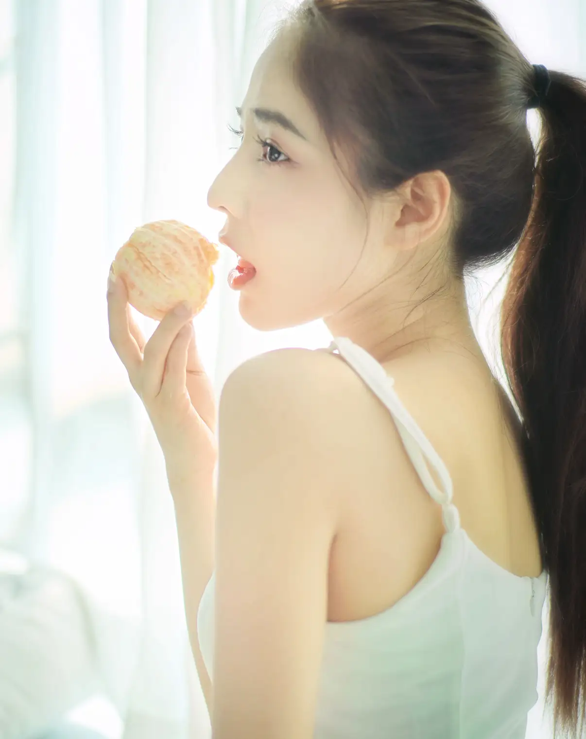 [YITUYU] 2022.09.03 Vol.1858 – Crazy Bathtub balls#[23P]-10