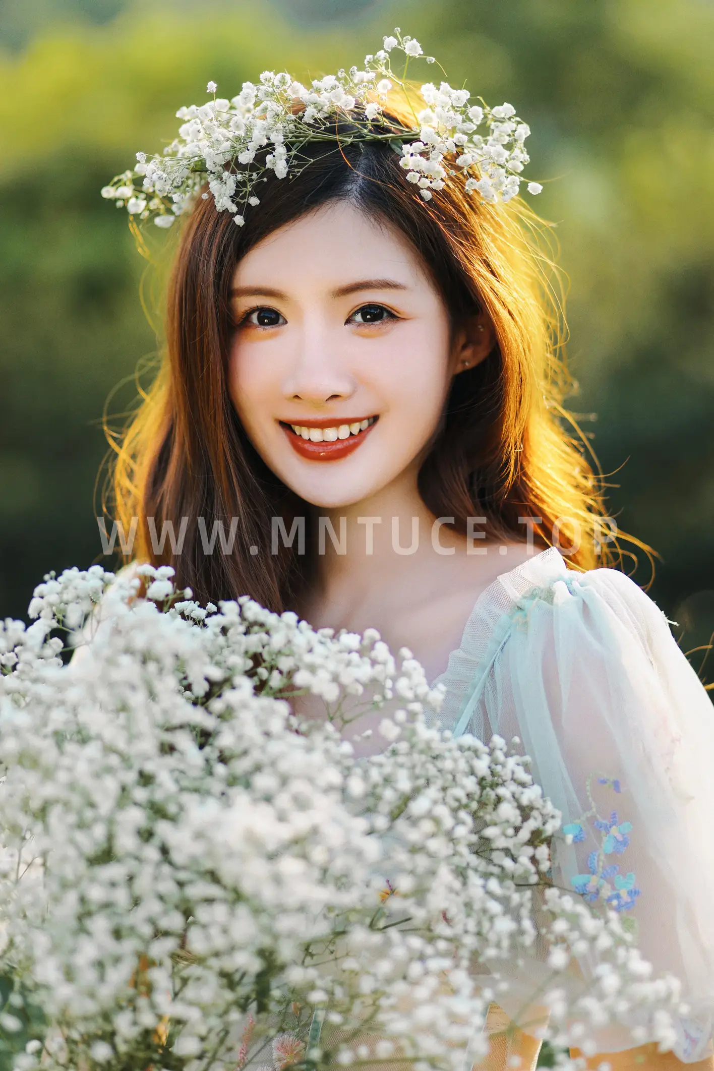 [YITUYU] 2022.09.02 Vol.1853 – She is in the sunset electric pig#[34P]-8