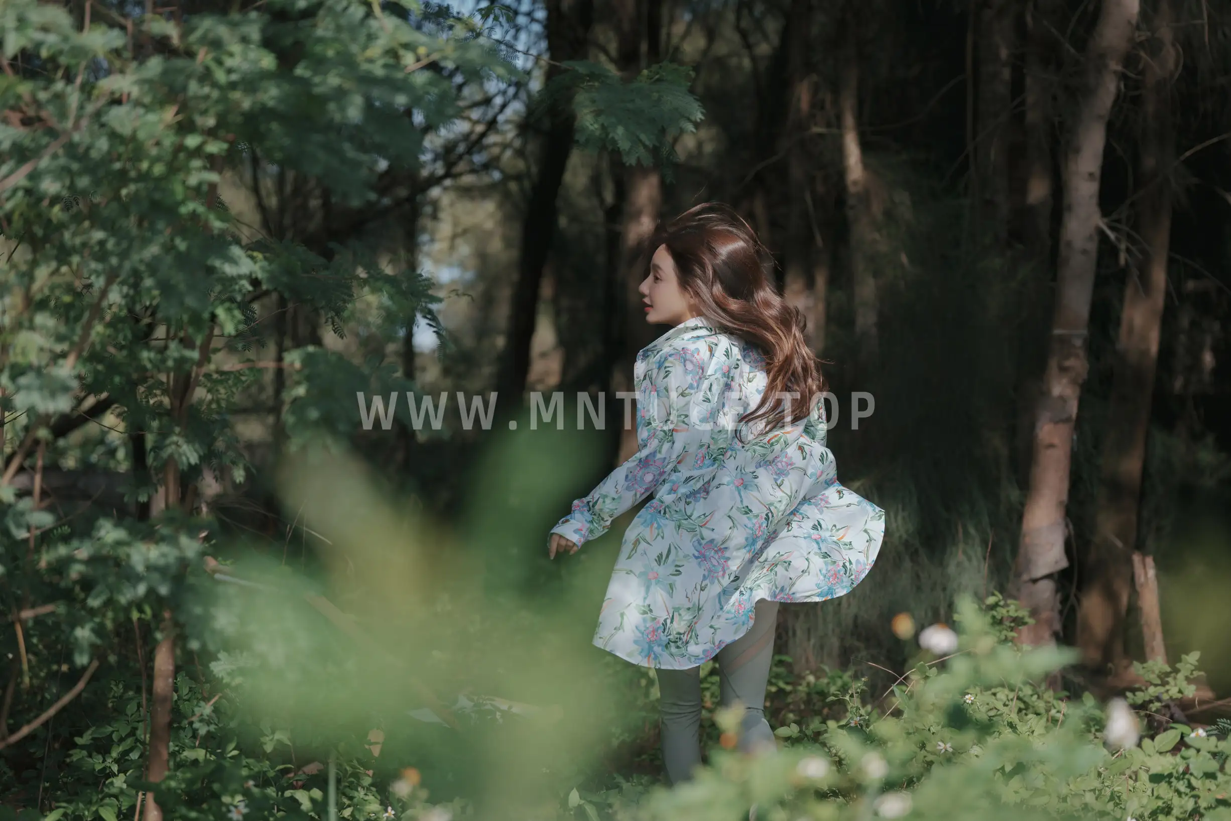 [YITUYU] 2022.08.11 Vol.1678 – Oxygen Girl’s Midsummer Forest Classmate Shuwen#[53P]-8