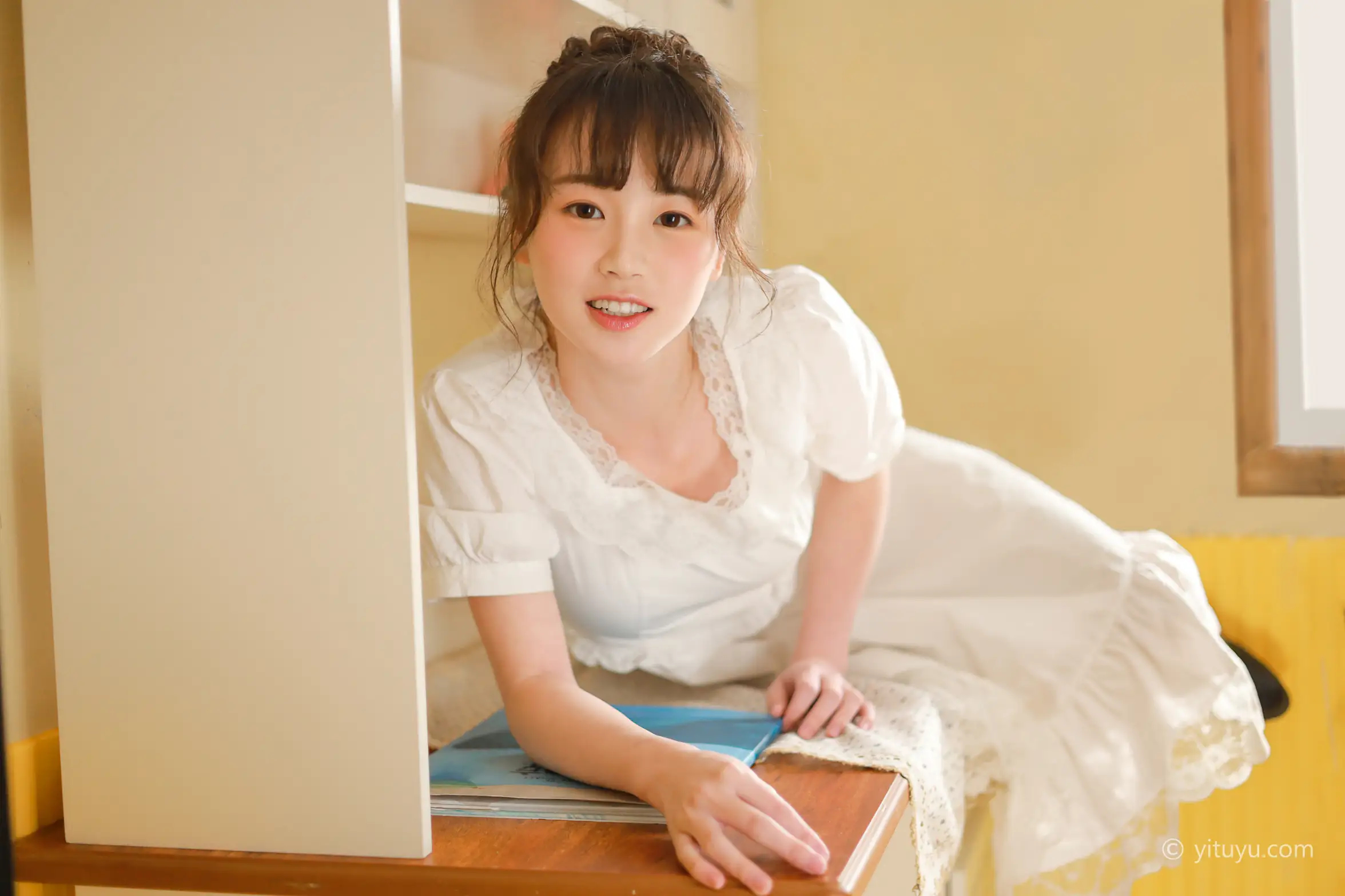 [YITUYU] 2021.04.23 Vol.044 – After school Grapefruit#[38P]-2