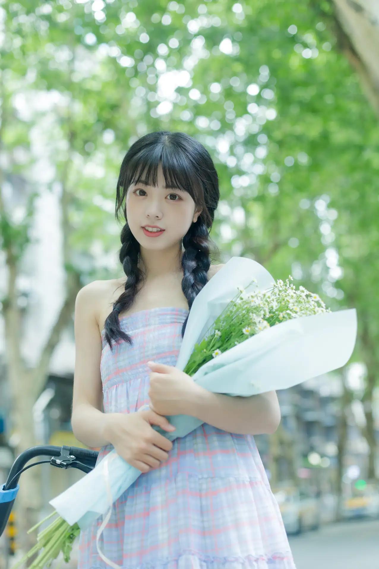 [YITUYU] 2022.08.12 Vol.1688 – Summer is the smell of chamomile Cute bubbles#[33P]-2
