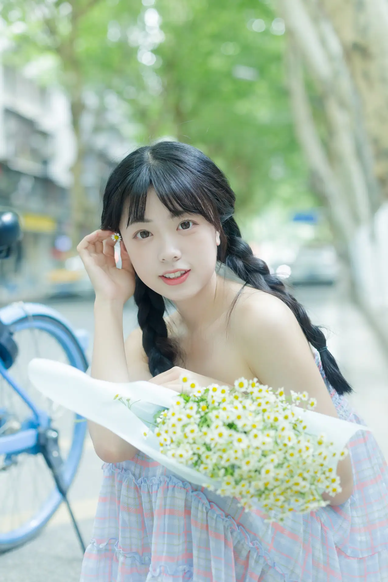 [YITUYU] 2022.08.12 Vol.1688 – Summer is the smell of chamomile Cute bubbles#[33P]-9