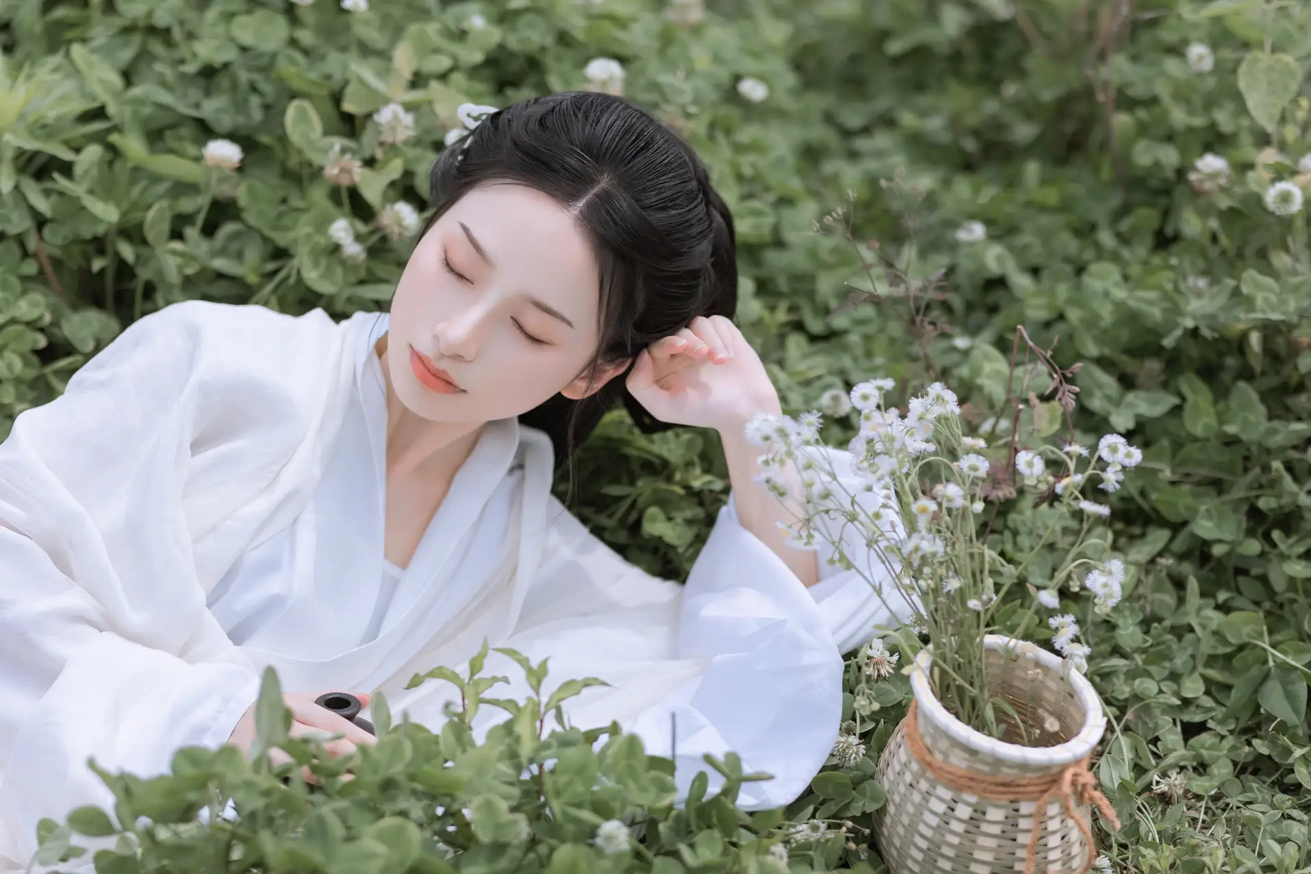 [YITUYU] 2022.07.08 Vol.1416 – Between mountains and rivers little demon with eyes#[38P]-7