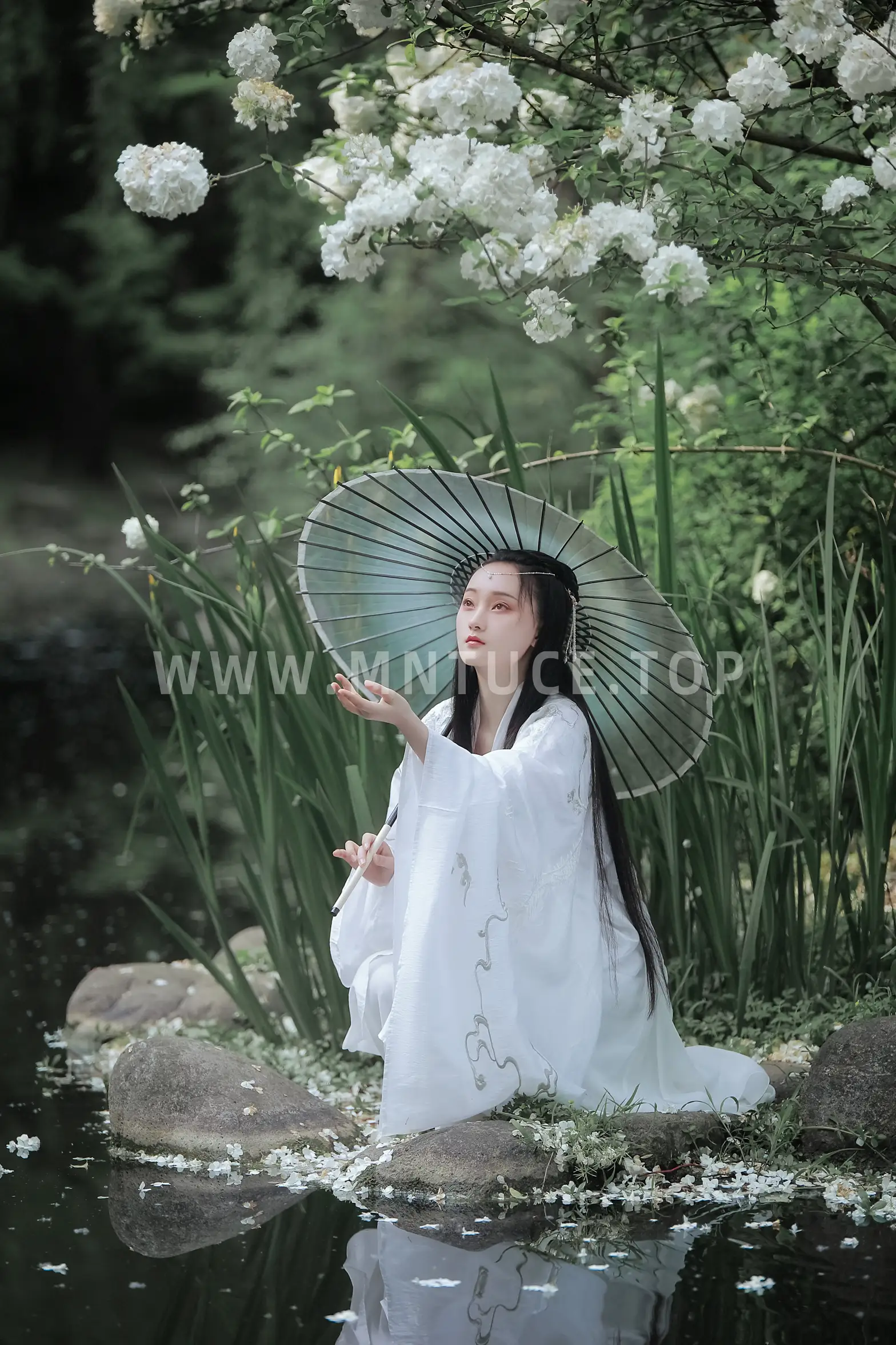 [YITUYU] 2022.06.15 Vol.1187 – The beauty of Qionghua Yun Zhi is a little fox#[22P]-4