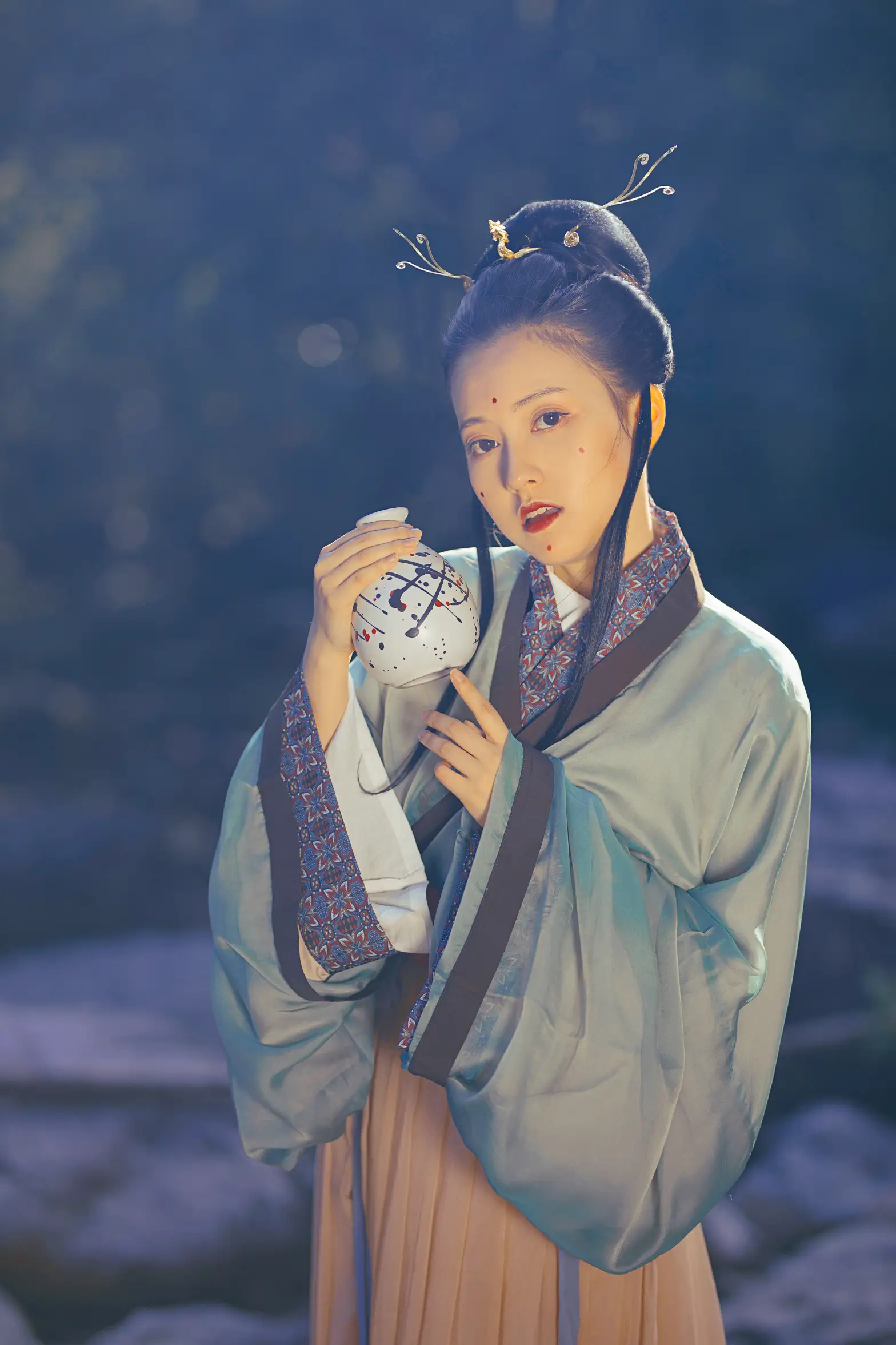 [YITUYU] 2022.08.17 Vol.1728 – Want to buy Osmanthus Tongzai Wine a xuanjiang#[26P]-1