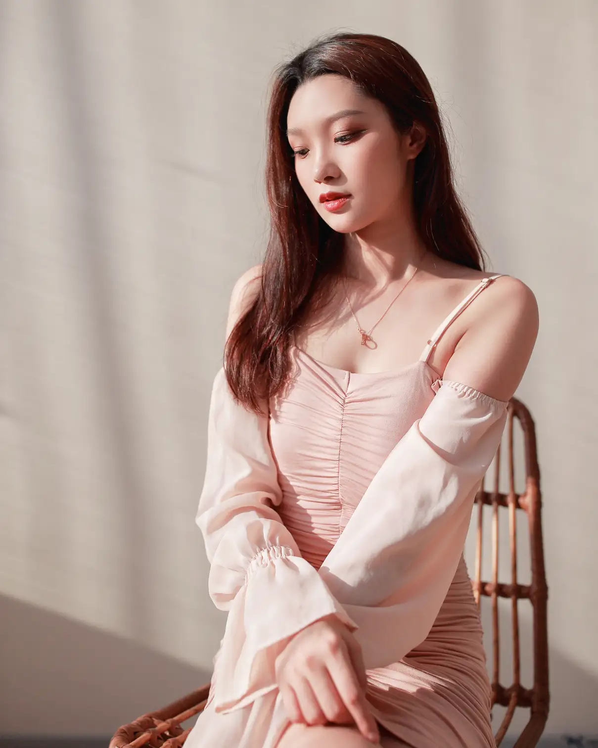 [YITUYU] 2022.09.06 Vol.1880 – Direction of light Xinxin#[22P]-6