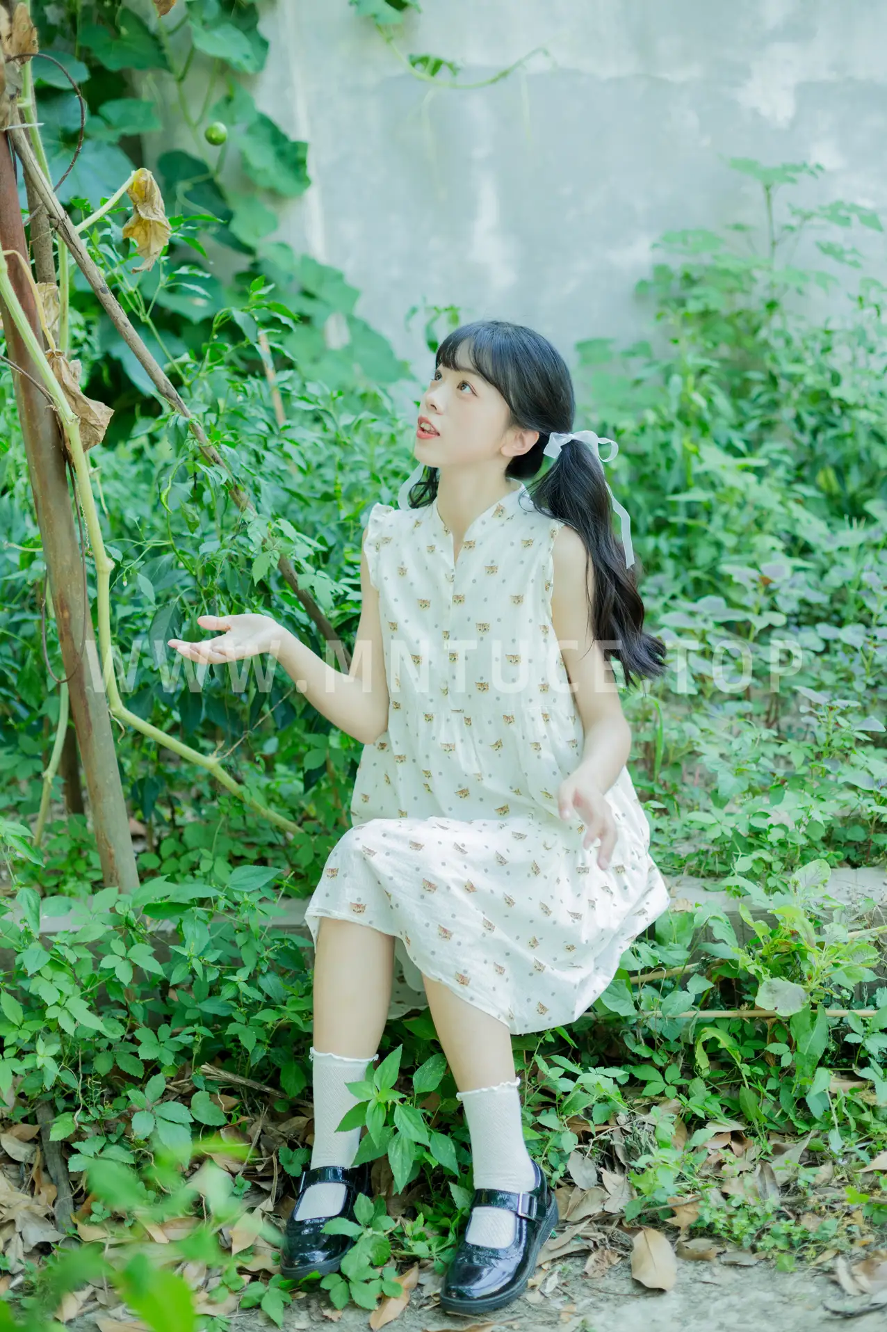 [YITUYU] 2022.08.27 Vol.1802 – Grandma’s vegetable garden Cute bubbles#[34P]-8