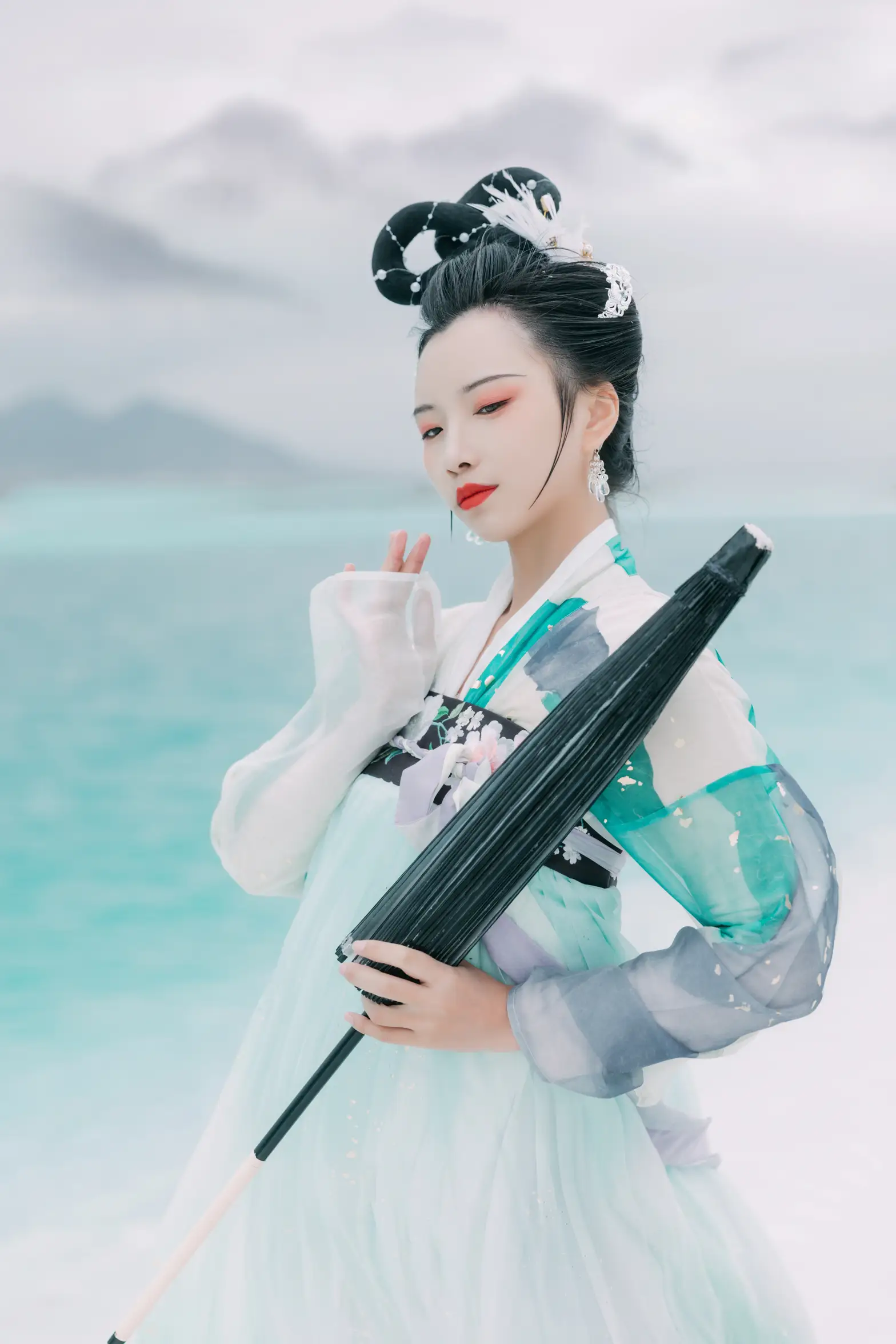 [YITUYU] 2022.08.08 Vol.1652 – Bishuijian Gongsun Ping#[22P]-1