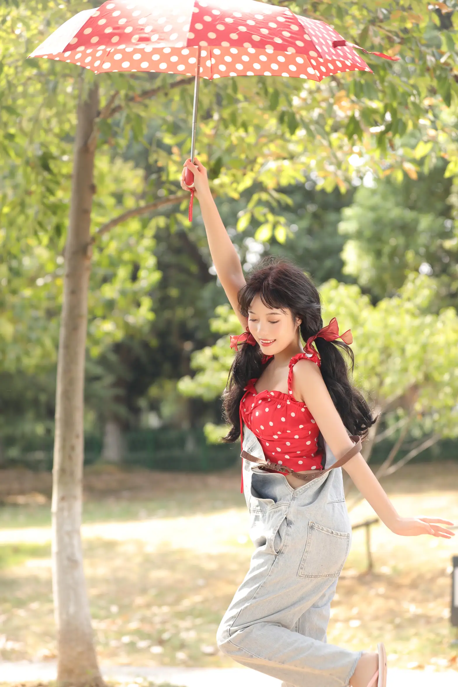 [YITUYU] 2022.09.18 Vol.1983 – Late Summer Xiaoweiren'er#[38P]-1