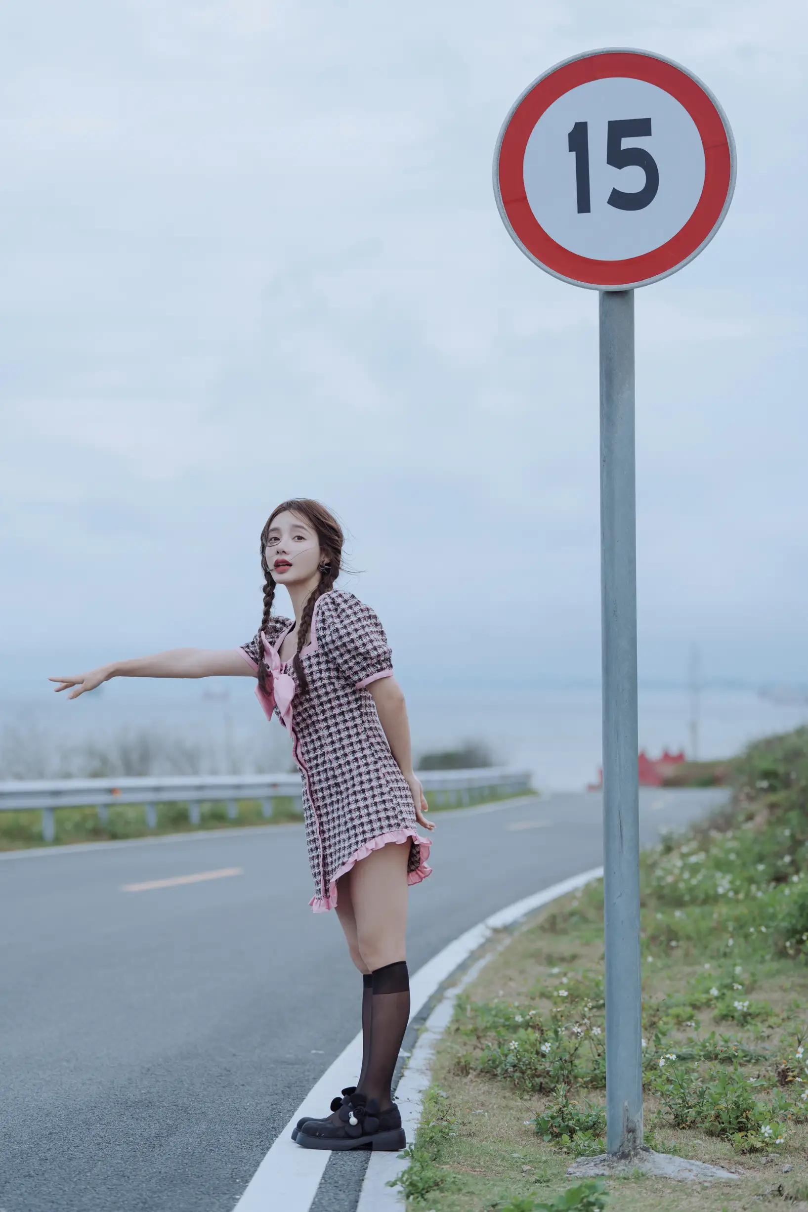 [YITUYU] 2022.08.08 Vol.1658 – The most beautiful road around the island Classmate Shuwen#[40P]-3