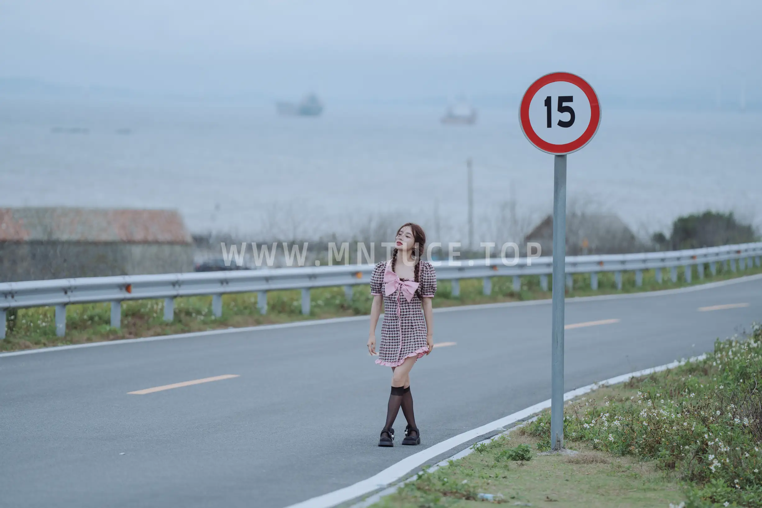 [YITUYU] 2022.08.08 Vol.1658 – The most beautiful road around the island Classmate Shuwen#[40P]-6