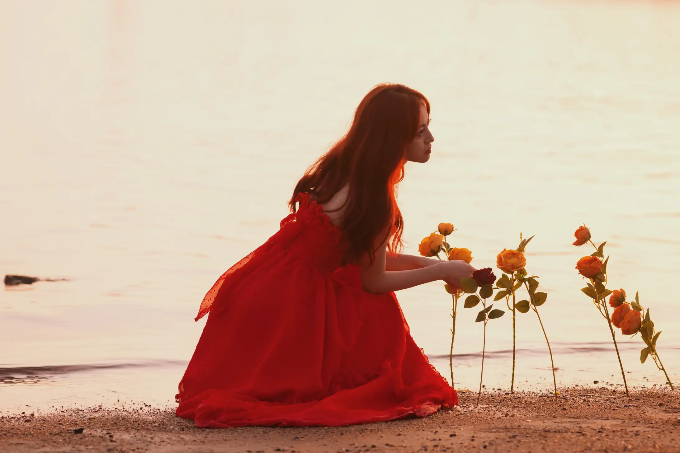 [YITUYU] 2022.09.02 Vol.1849 – Sunset at the seaside and girl in red dress Yixuan-#[33P]-9