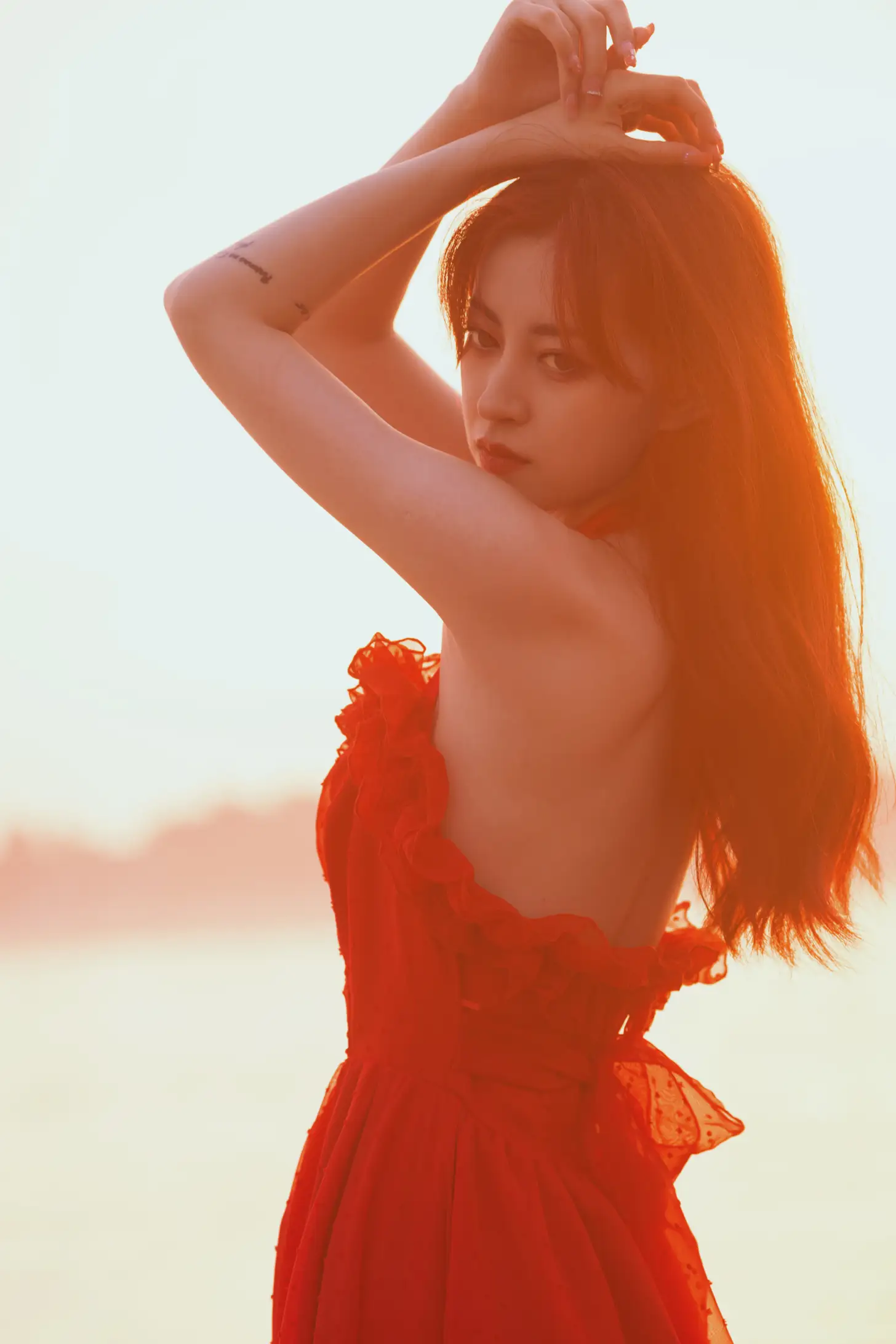 [YITUYU] 2022.09.02 Vol.1849 – Sunset at the seaside and girl in red dress Yixuan-#[33P]-3