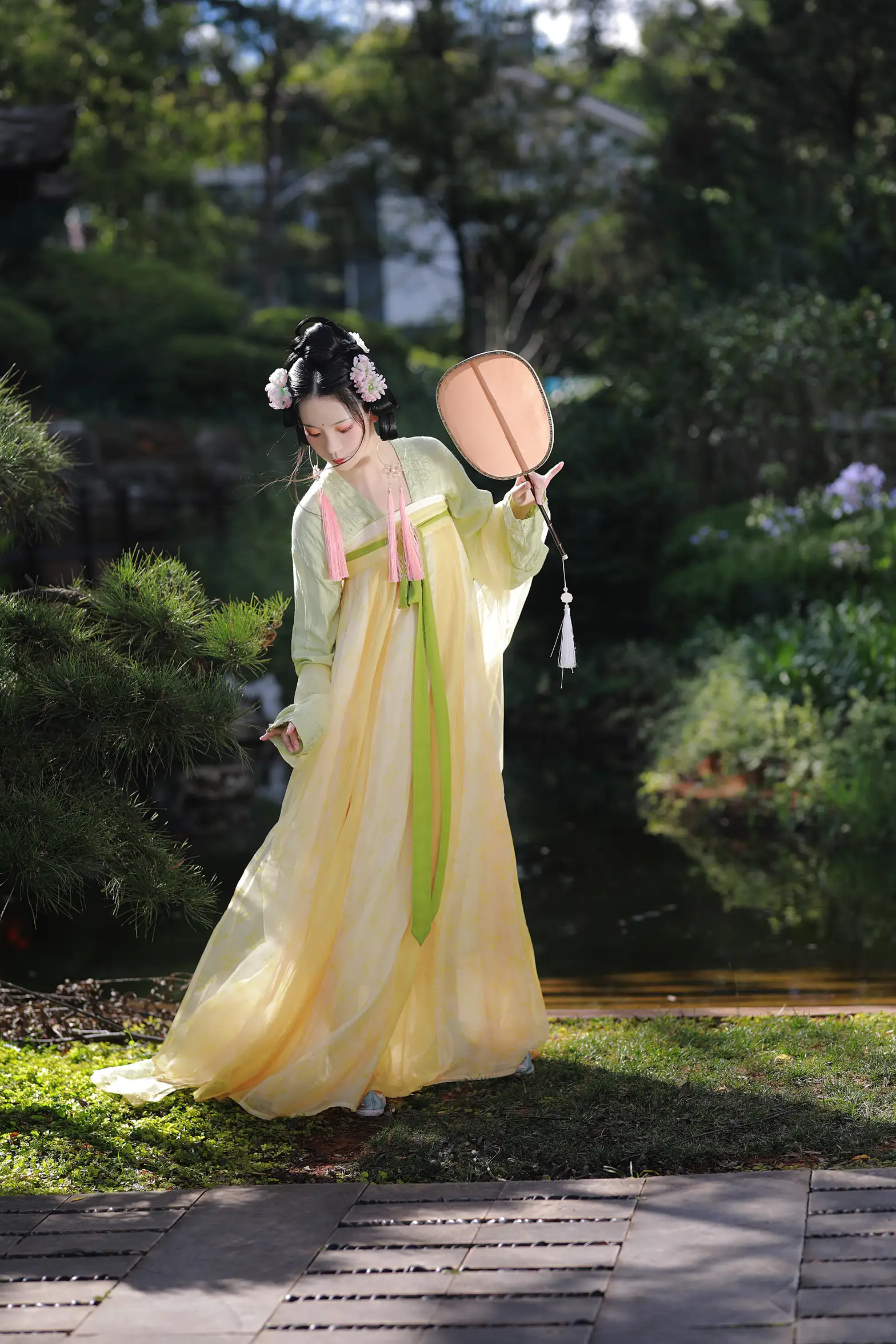 [YITUYU] 2022.09.08 Vol.1903 – If you have nothing else to worry about The fallen flower man is independent#[33P]-10