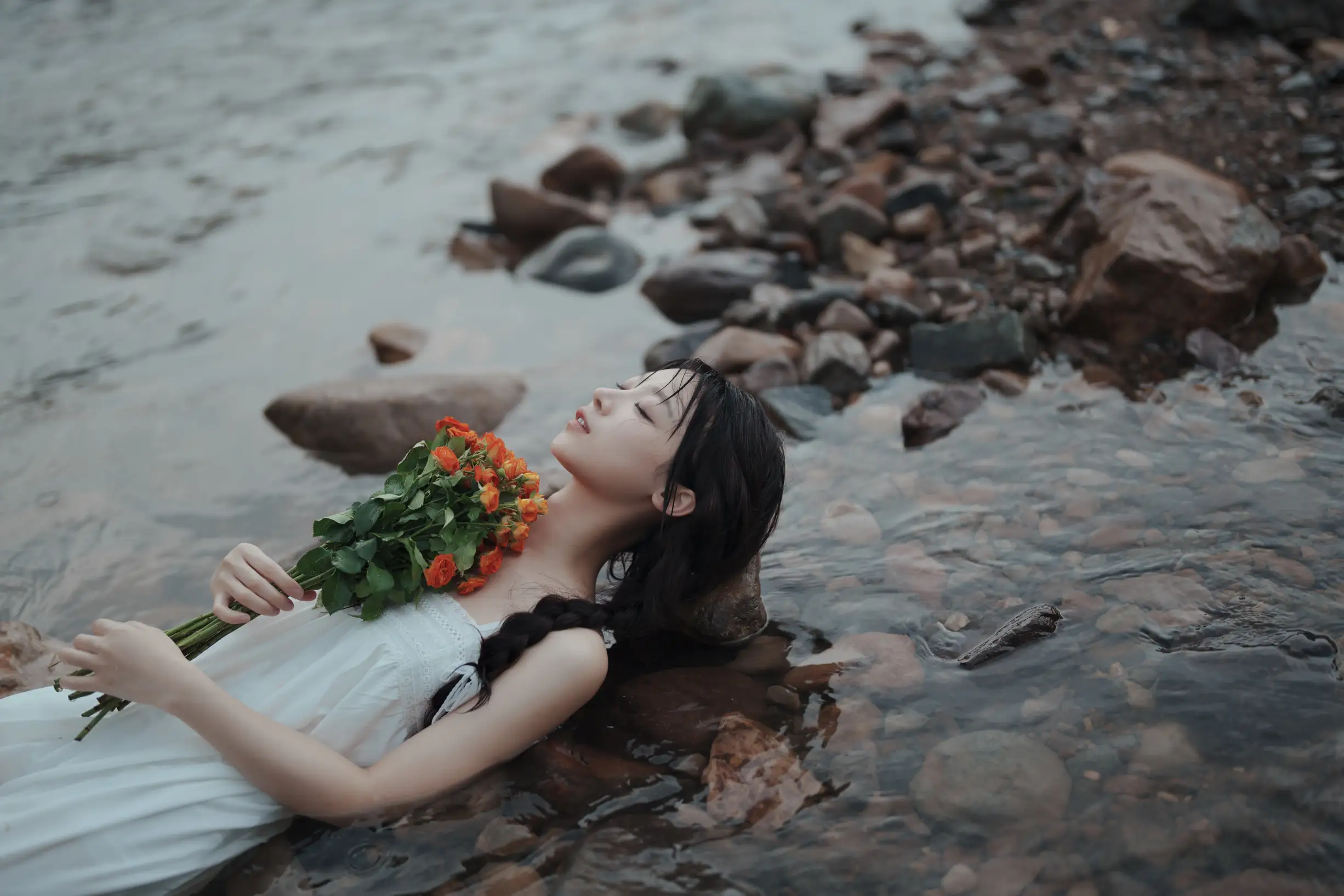 [YITUYU] 2022.09.12 Vol.1936 – Sweet and lusty, it’s hard not to love it. Mountain streams, refreshing all summer Qiqi#[57P]-6