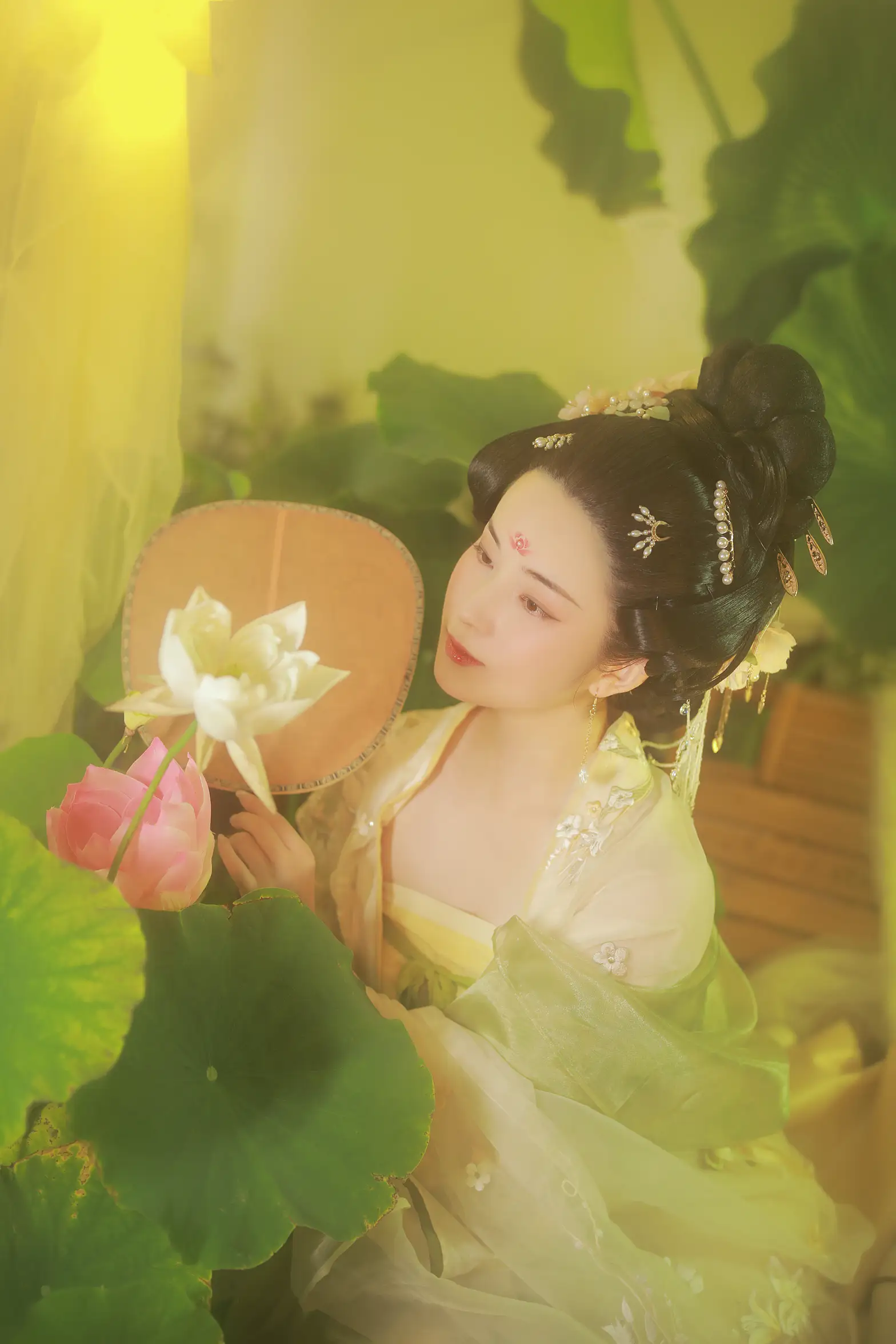 [YITUYU] 2022.09.09 Vol.1912 – Yun Xiang Clothes and Flowers Xiang Rong Ye Qingqiu#[32P]-2