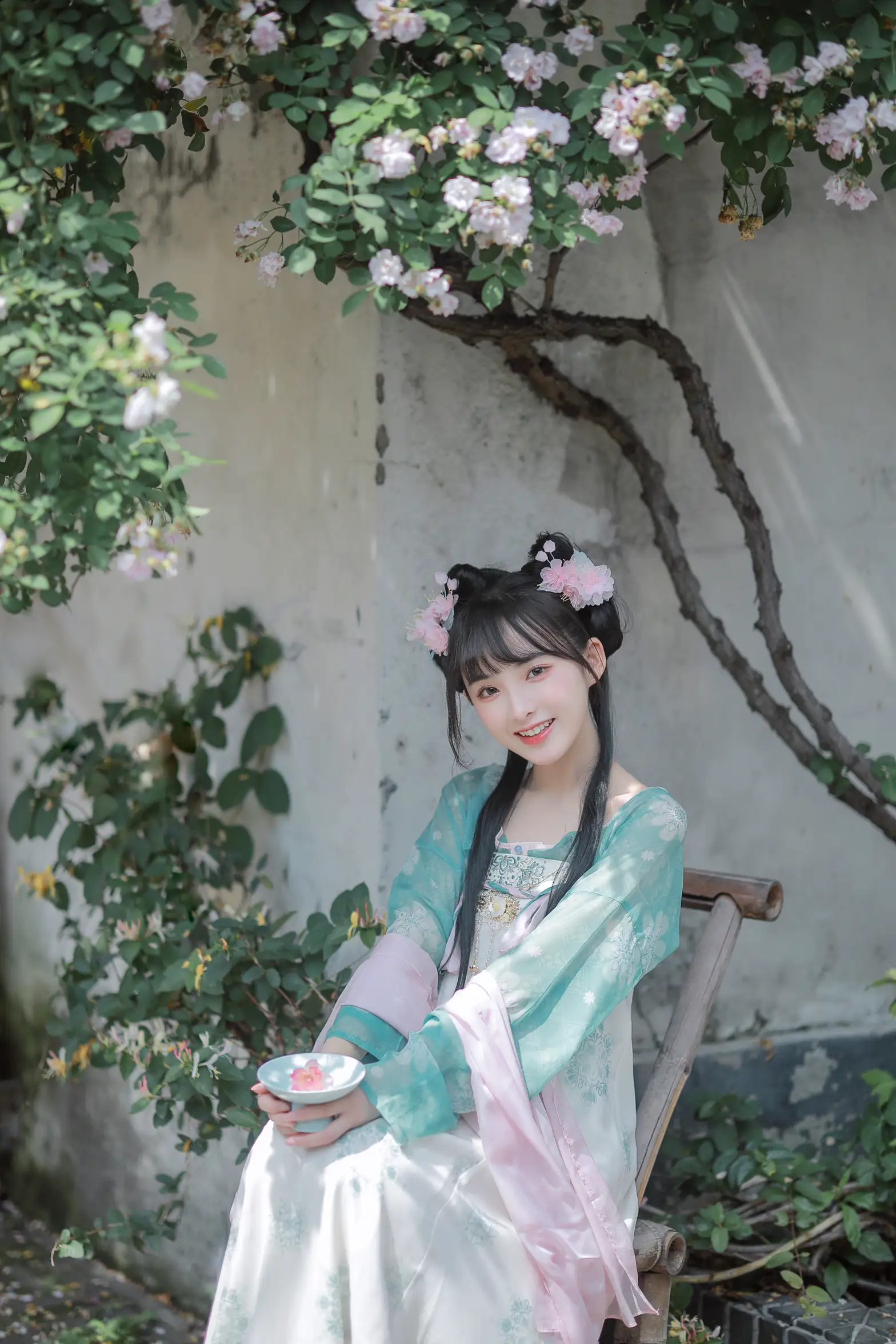 [YITUYU] 2022.06.14 Vol.1175 – Gradually blooming lotus and fallen rose Lily cub w#[20P]-2
