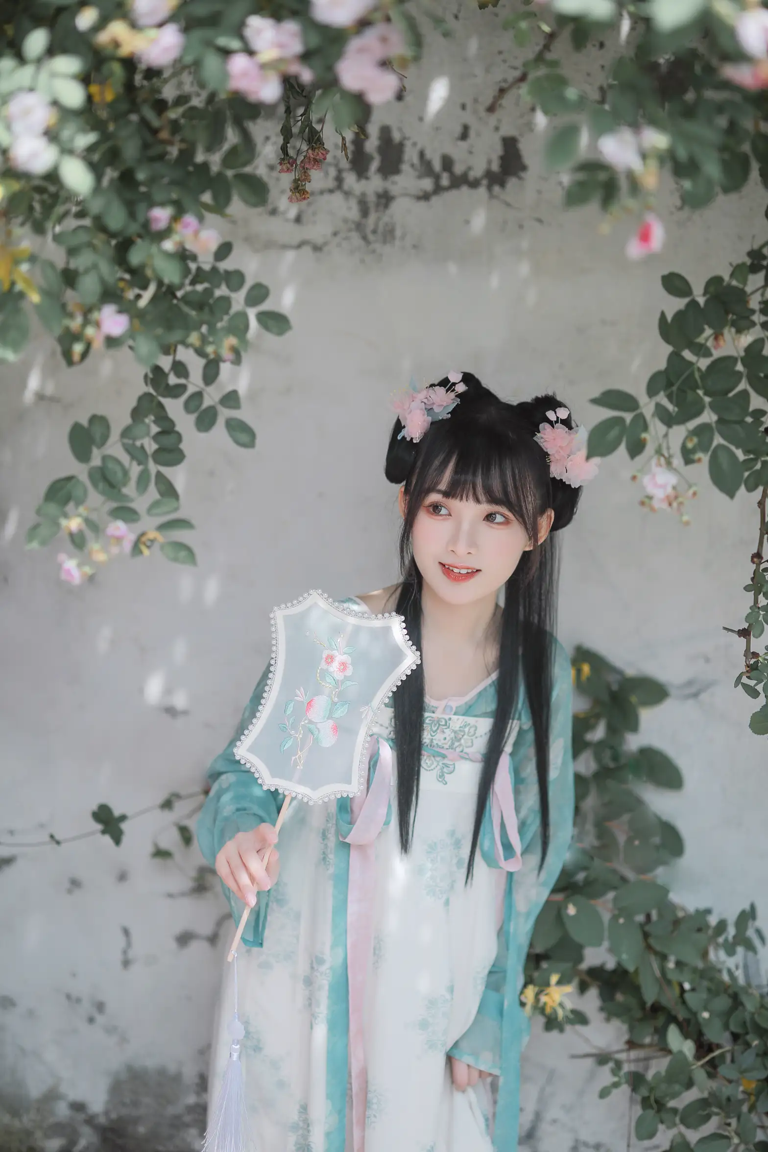 [YITUYU] 2022.06.14 Vol.1175 – Gradually blooming lotus and fallen rose Lily cub w#[20P]-8