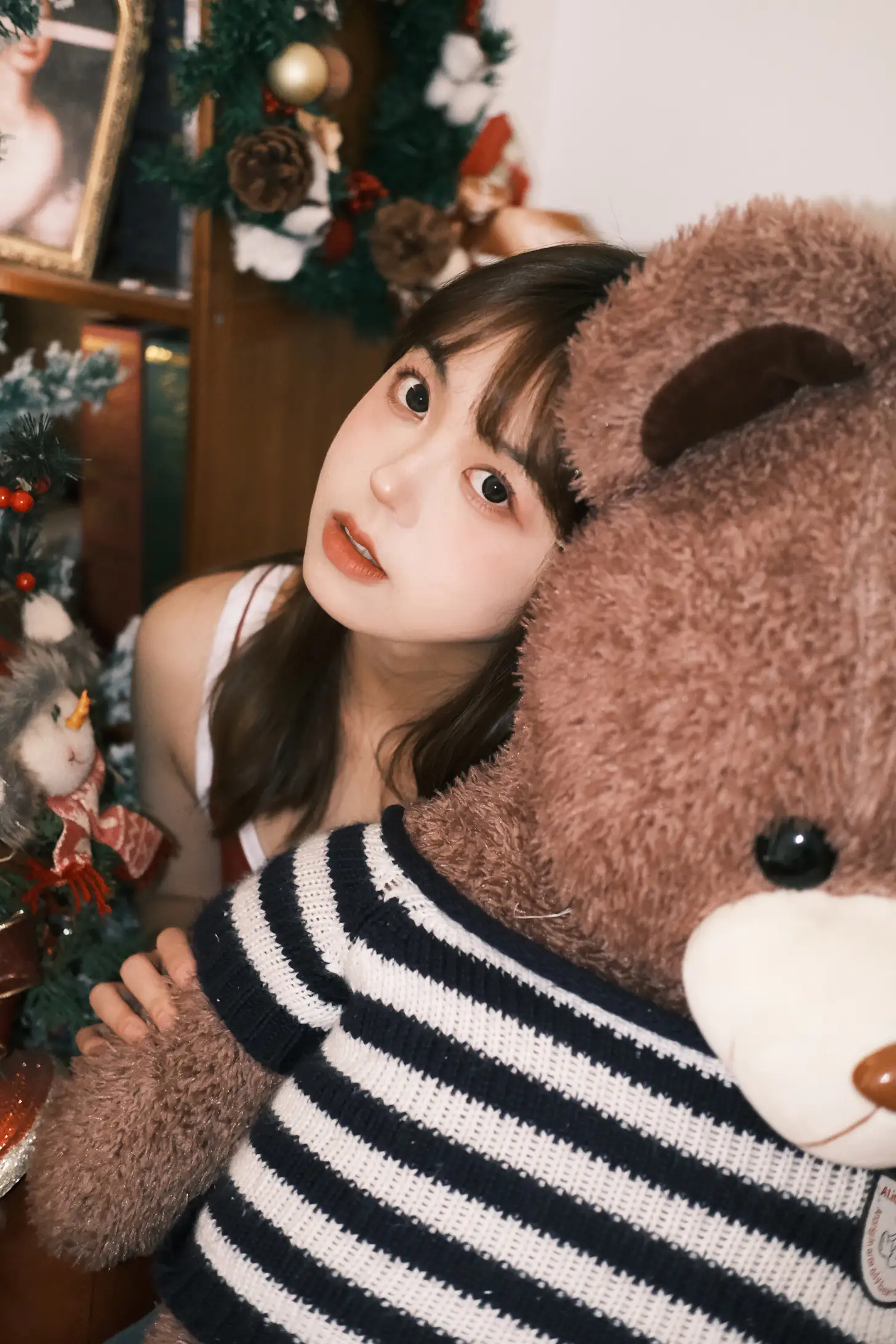 [YITUYU] 2022.11.18 Vol.2467 – Merry Christmas Haji Twist#[33P]-1