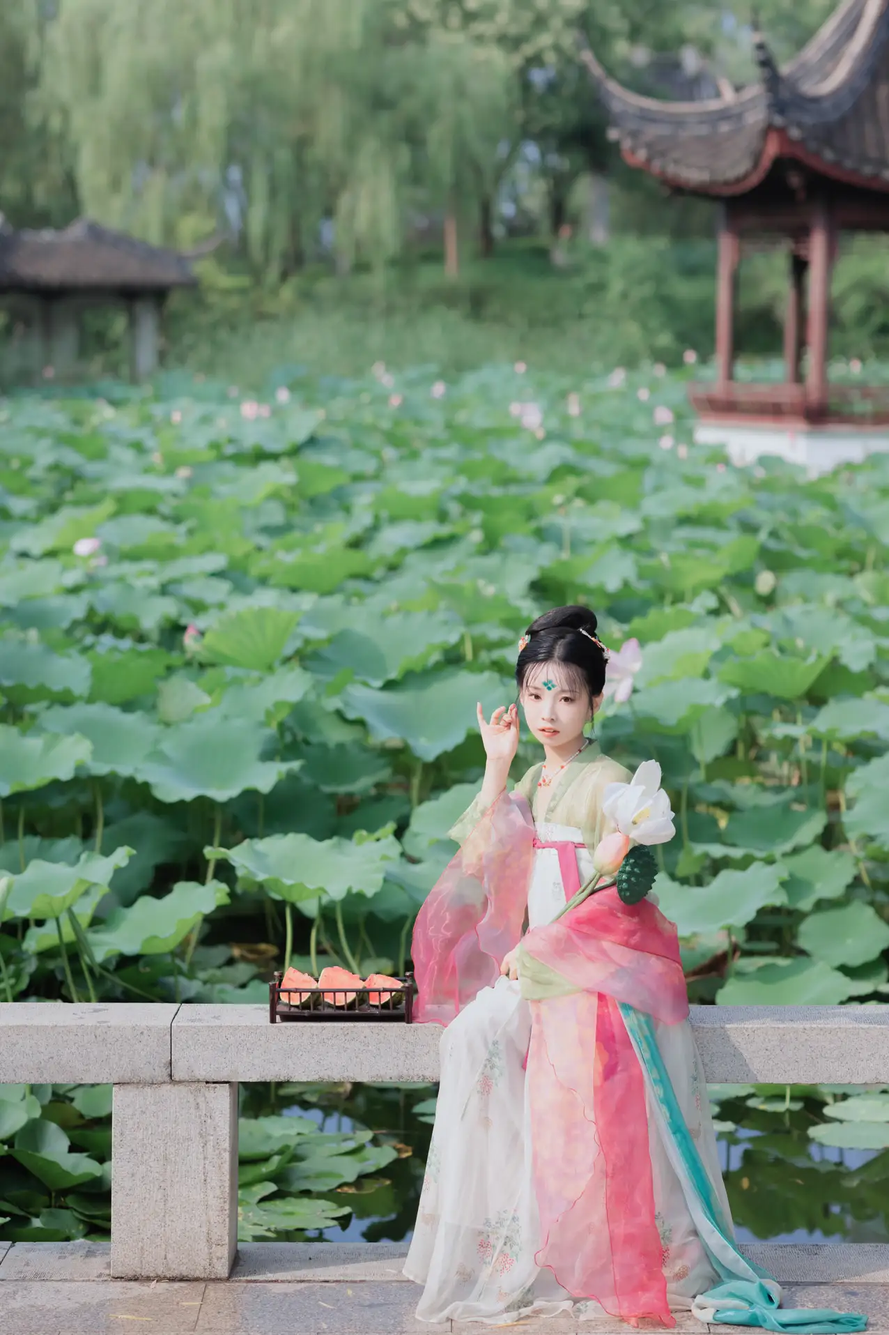 [YITUYU] 2022.11.19 Vol.2479 – Yurun Courtyard That year Jiang dipped into the moon#[33P]-3
