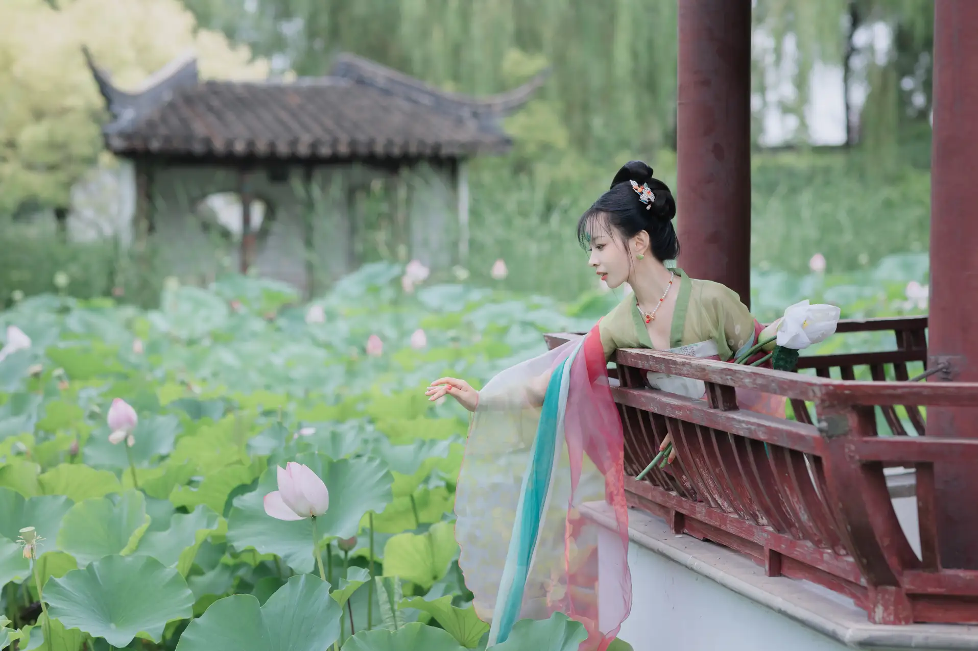 [YITUYU] 2022.11.19 Vol.2479 – Yurun Courtyard That year Jiang dipped into the moon#[33P]-6