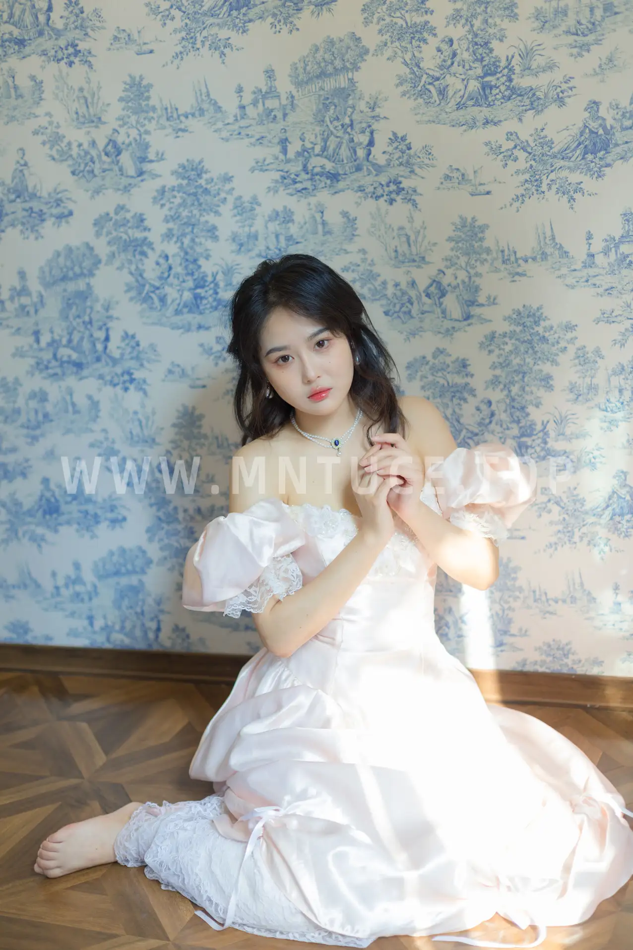 [YITUYU] 2022.11.12 Vol.2420 – Sleepwalking Duck Duck Puffs#[32P]-8