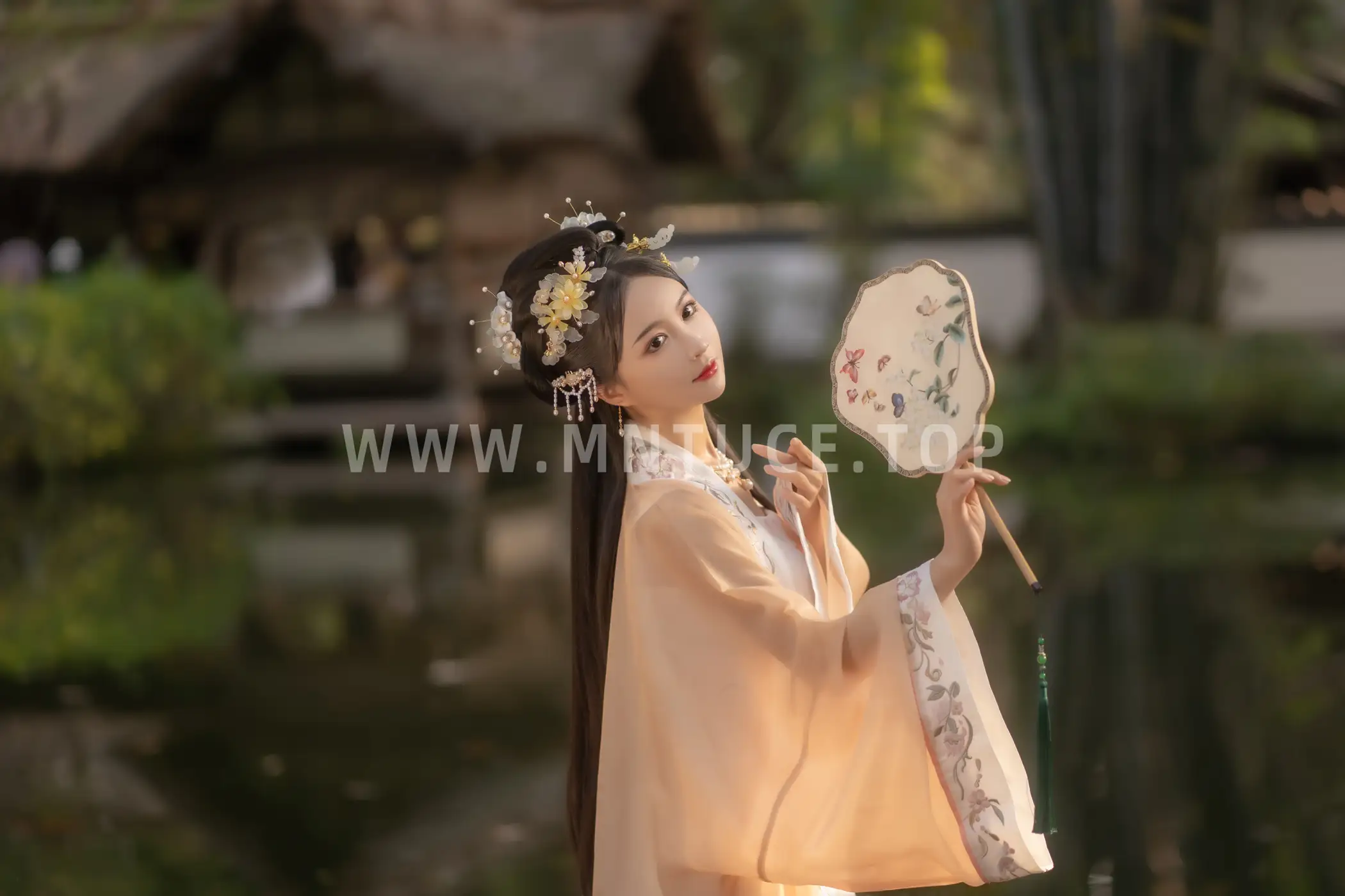[YITUYU] 2022.11.11 Vol.2412 – When the Sky is Blue – Little Susu from Qiluosheng -Qiluosheng’s little Susu-#[28P]-4